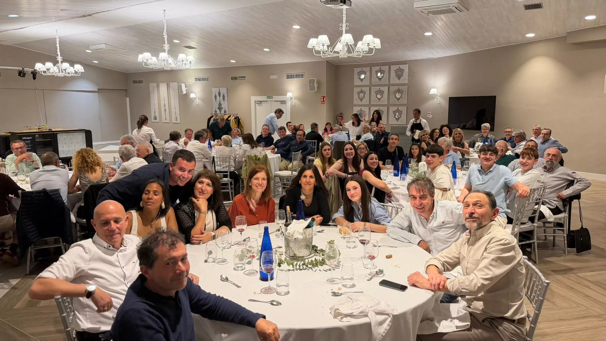 Cena de la Javierada en El Cobertizo. Foto Niko Alonso