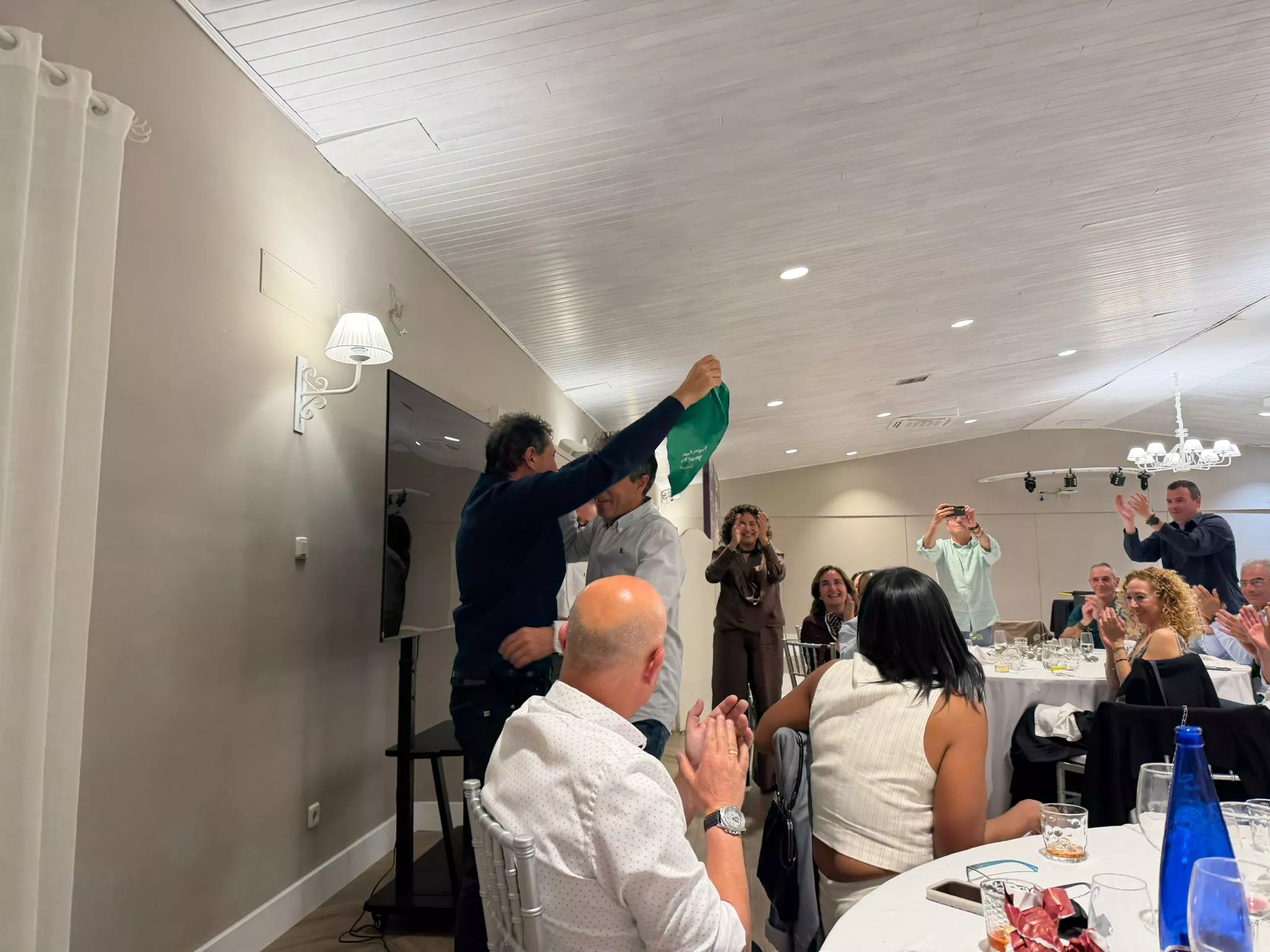 Cena de la Javierada en El Cobertizo. Foto Niko Alonso