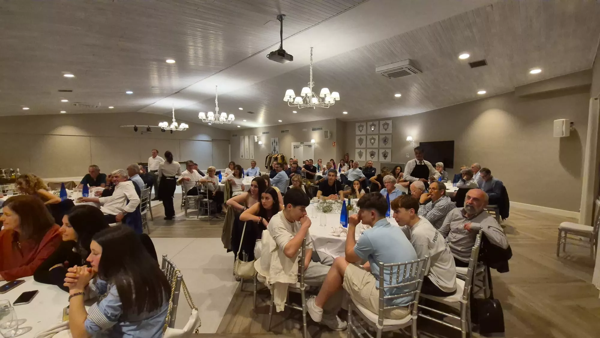 Cena de la Javierada en El Cobertizo. Foto Juanlu Herrero
