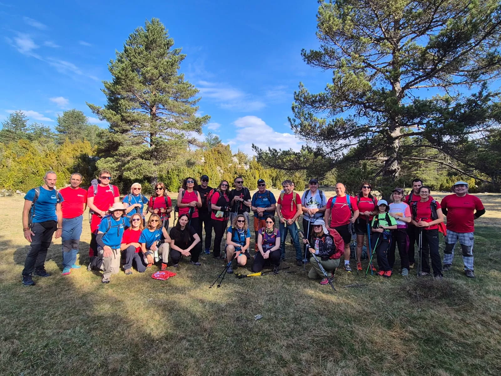 Inauguración del sendero PR-HU 134 de la Vuelta del Turbón. Foto Juanlu Herrero