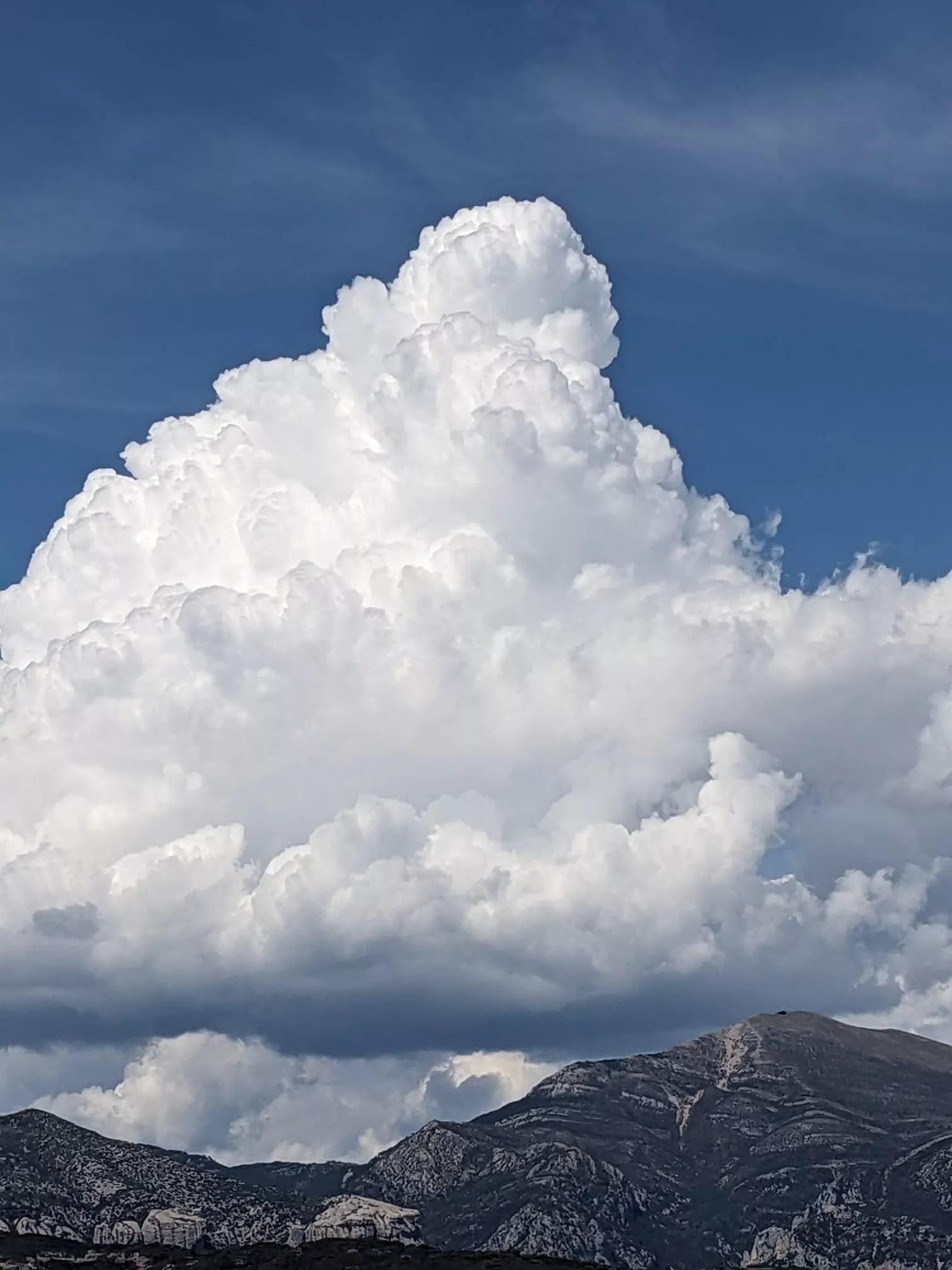 Inauguración del sendero PR-HU 134 de la Vuelta del Turbón. Foto Juanlu Herrero