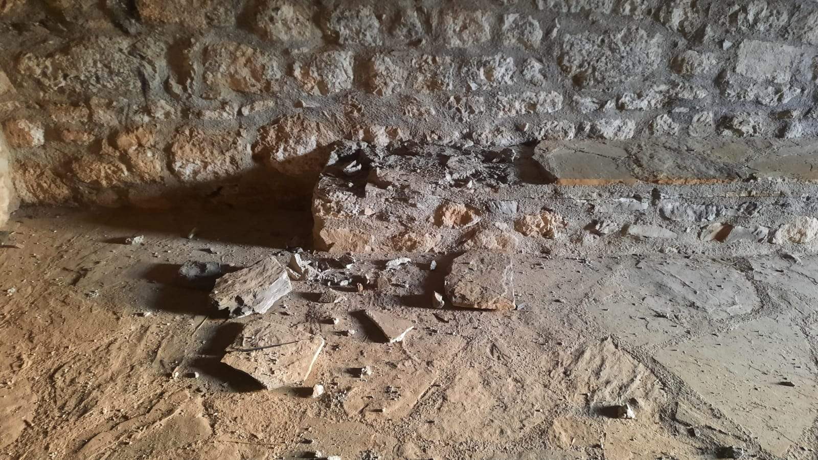 Un rayo causa daños en la ermita de la Virgen de la Peña de Tella-Sin