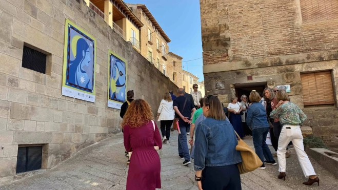 La Compañía Ilistrada llega a Fonz.