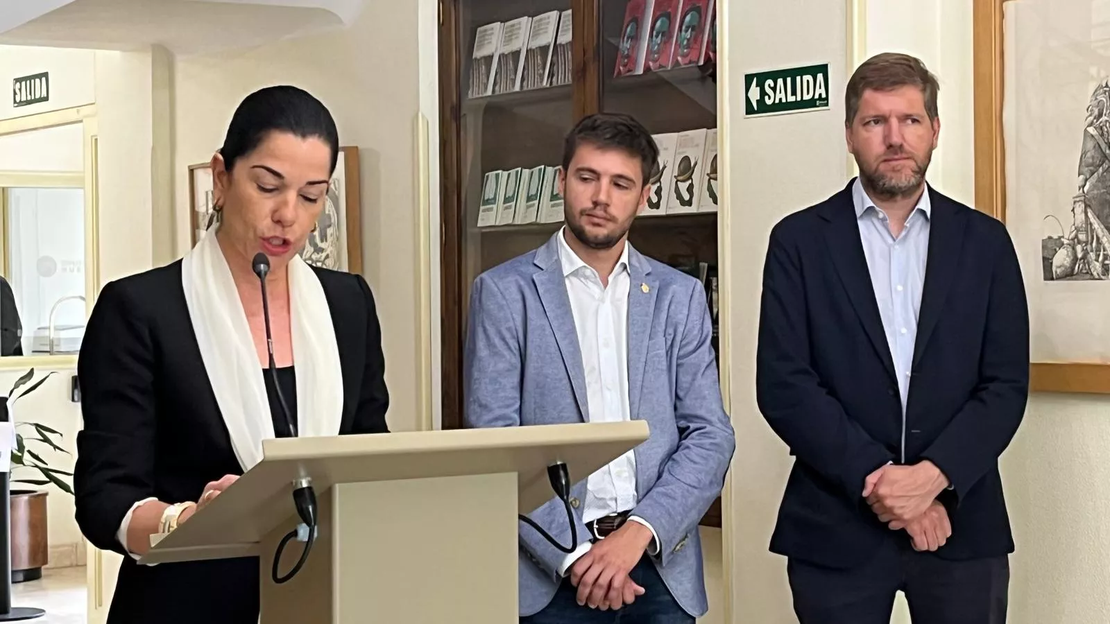 Lectura continuada de 'Crónica del alba' de Ramón J. Sender en el IEA. Foto Mercedes Manterola