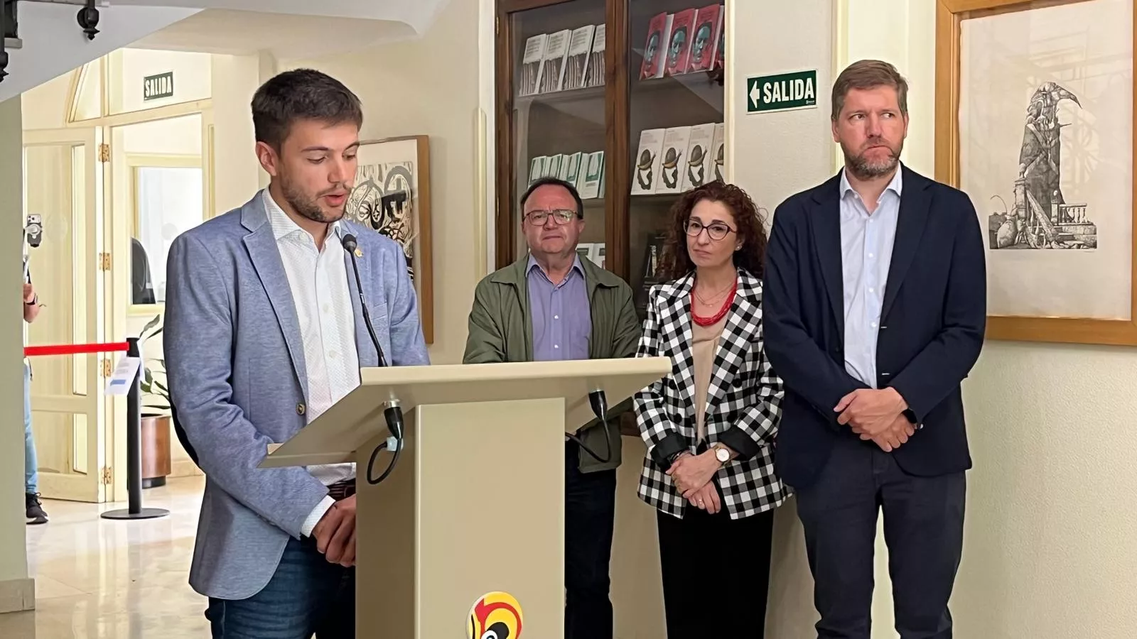 Lectura continuada de 'Crónica del alba' de Ramón J. Sender en el IEA. Foto Mercedes Manterola