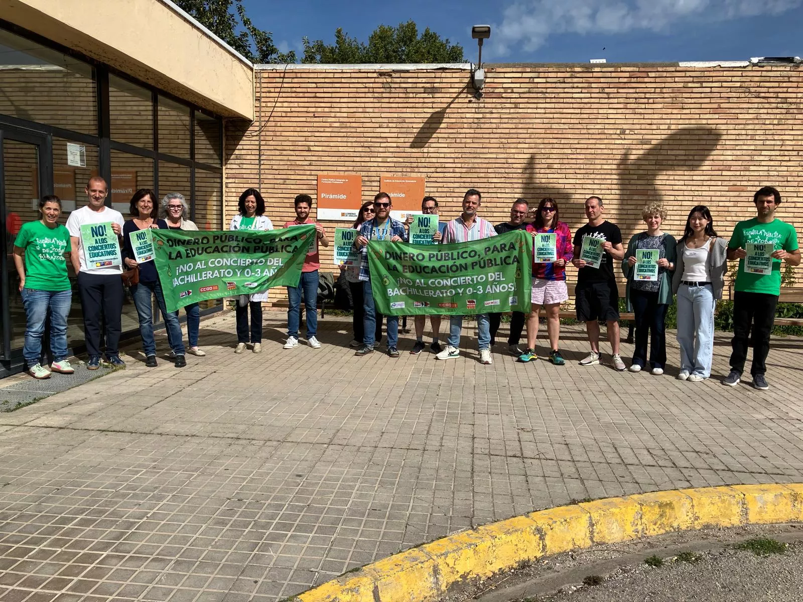 Concentraciones de apoyo a la escuela pública este miércoles, 22 de abril.