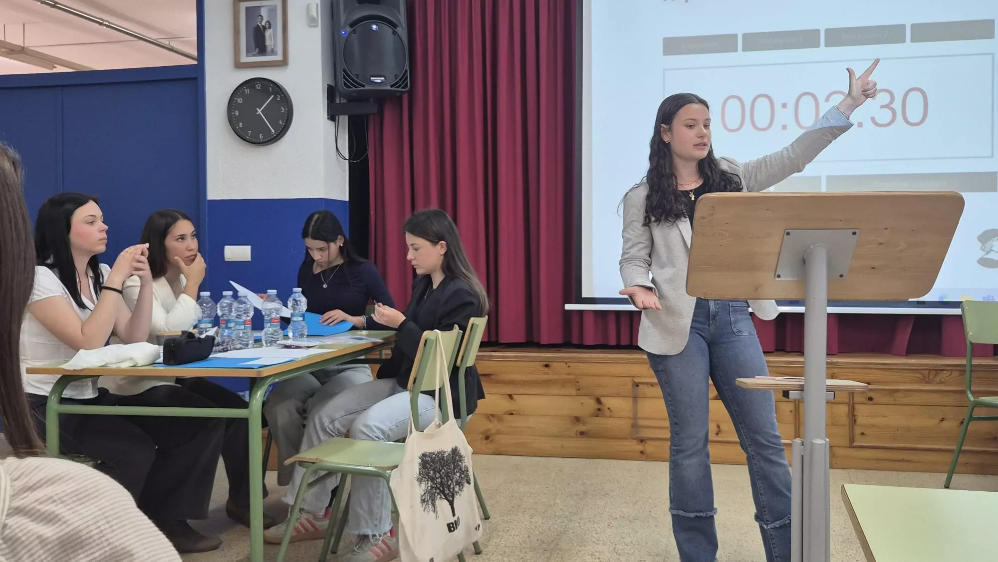 VI Torneo de debate escolar del Lucas Mallada.