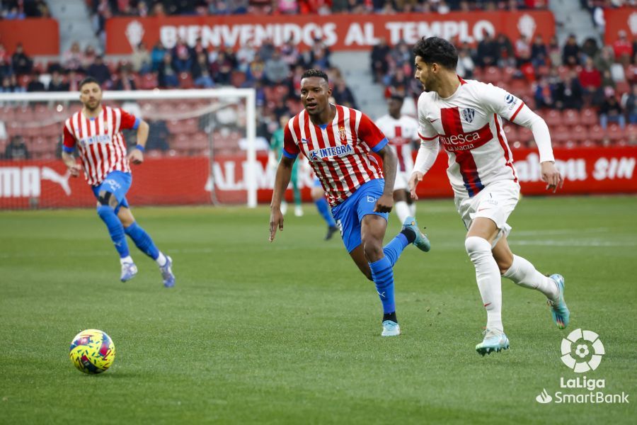 Imágenes del partido Sporting-Huesca. Foto La Liga