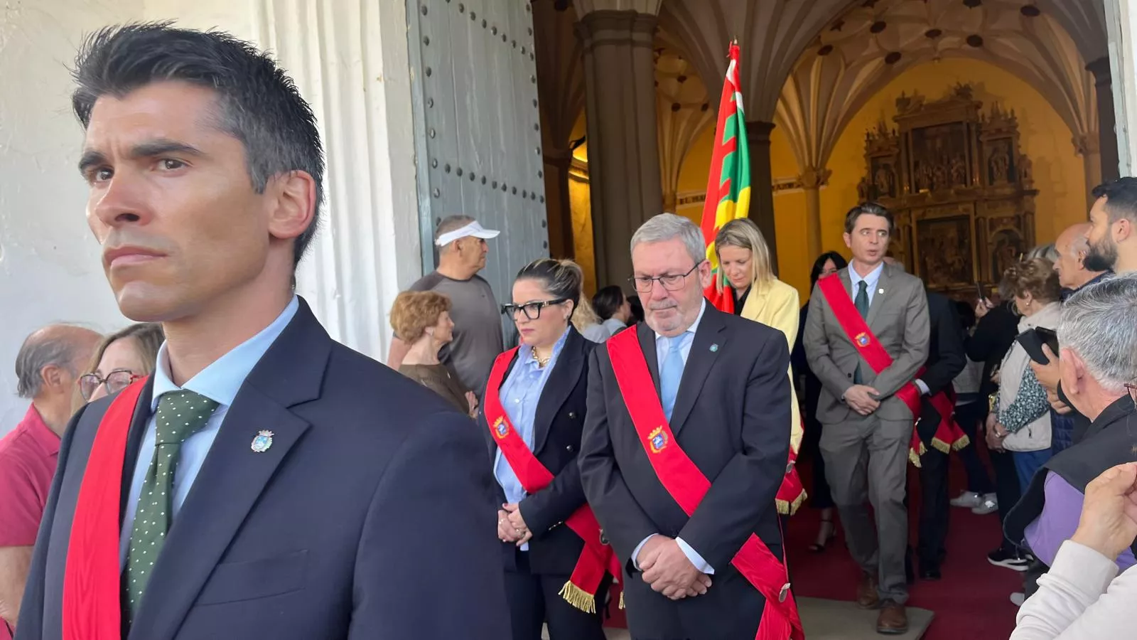 Celebración de la misa en la ermita en el Día de San Jorge. Foto Mercedes Manterola