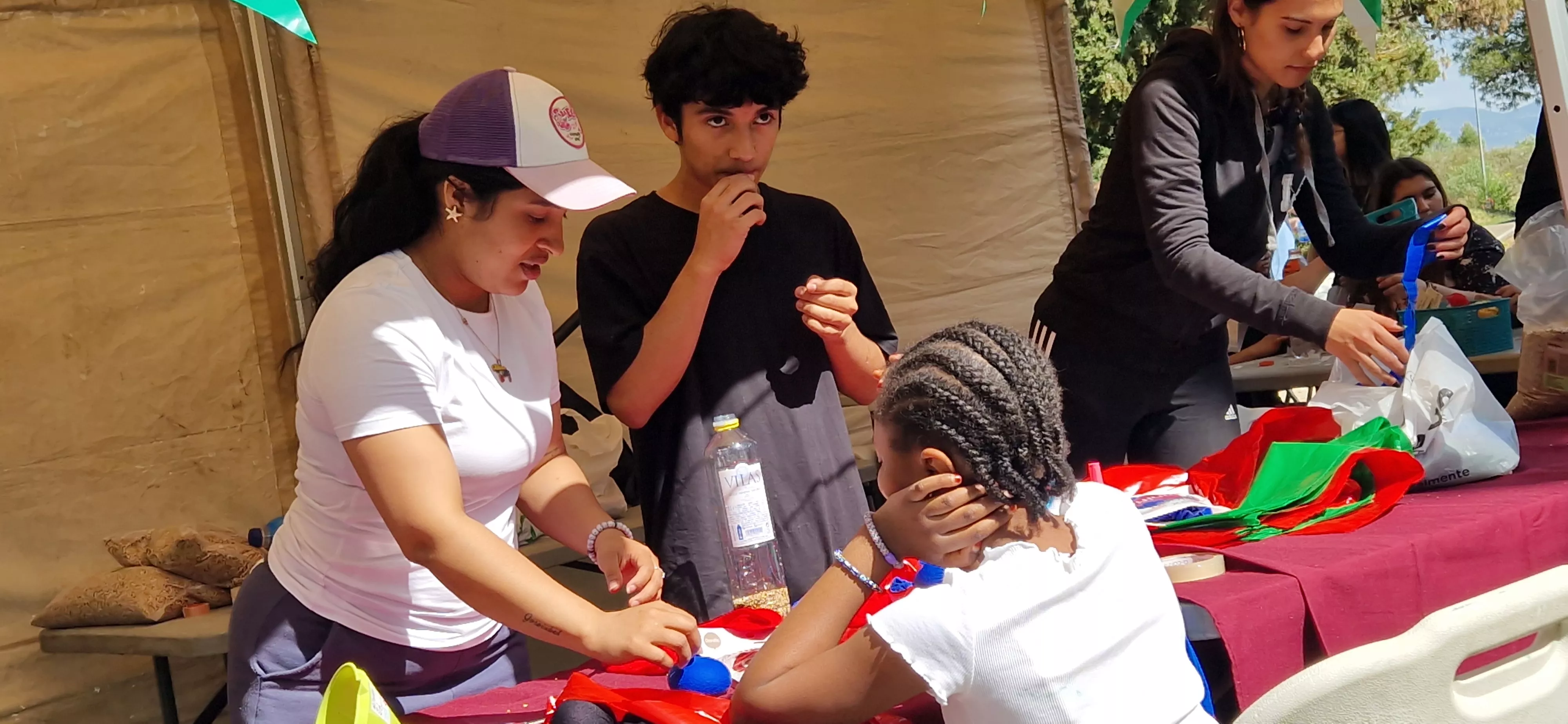 Celebración en Huesca del Día de San Jorge en el cerro. Foto Myriam Martínez