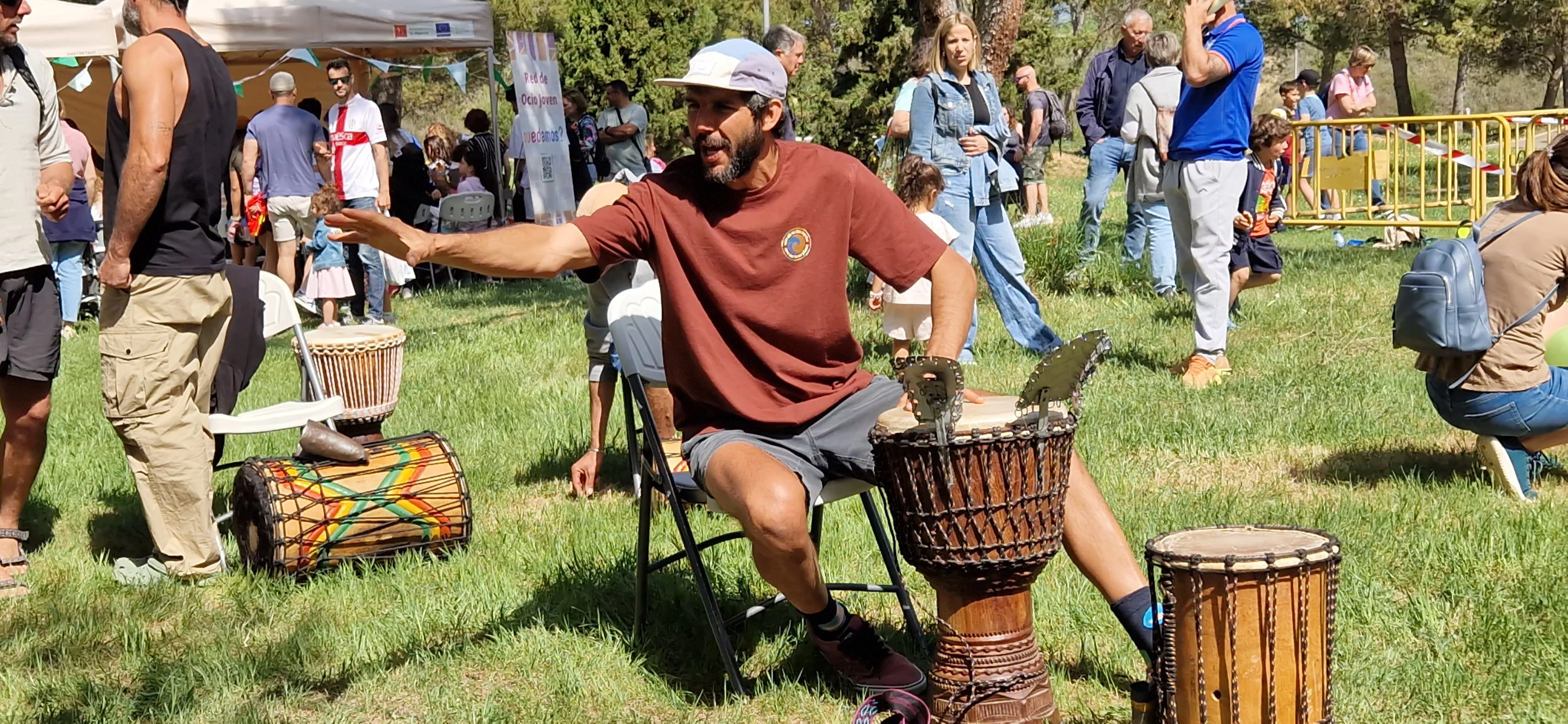 Celebración en Huesca del Día de San Jorge en el cerro. Foto Myriam Martínez