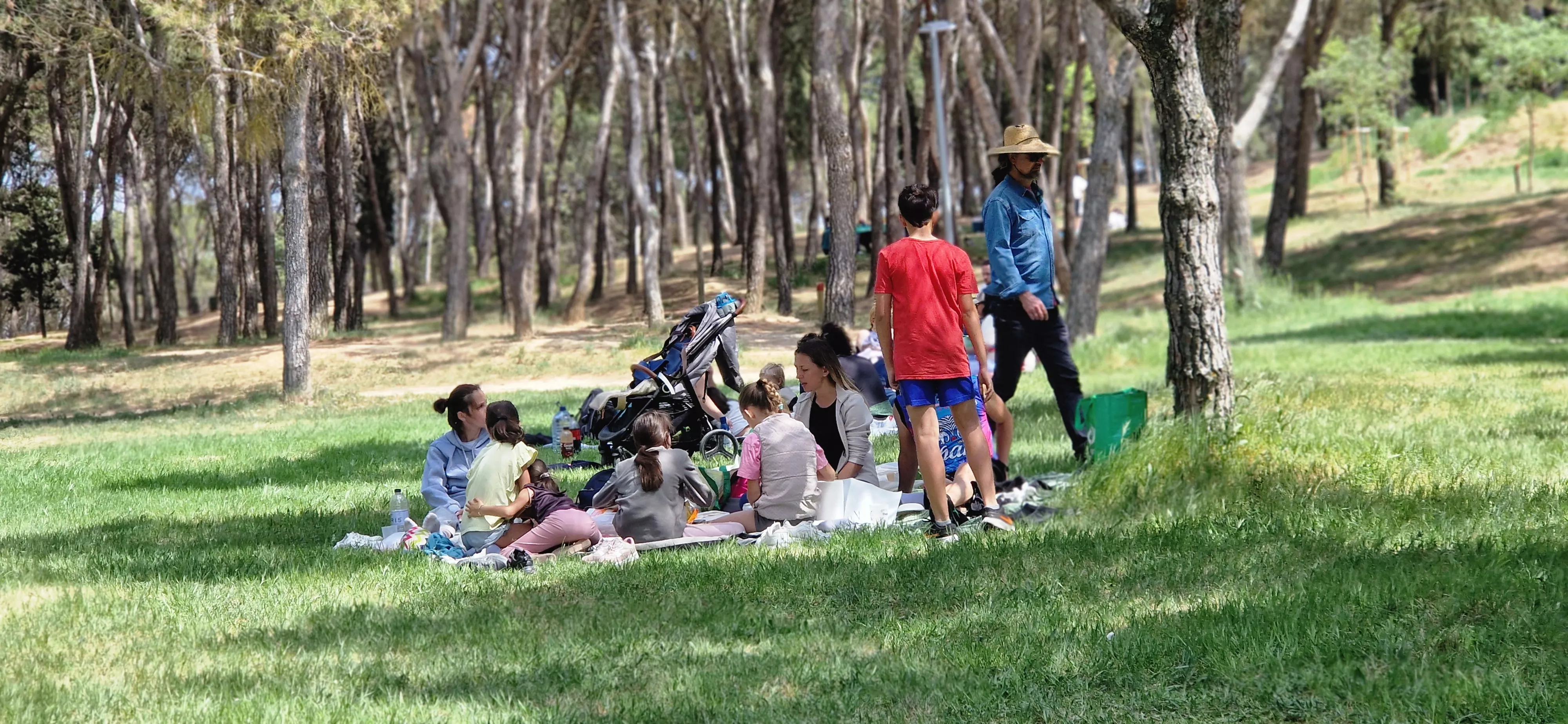 Celebración en Huesca del Día de San Jorge en el cerro. Foto Myriam Martínez
