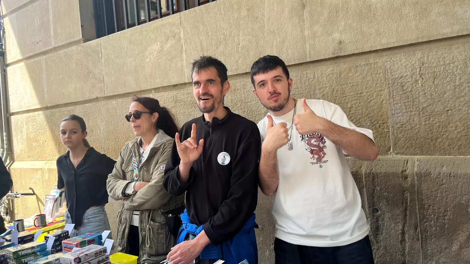 Celebración del Día del Libro en los Porches de Galicia de Huesca. Foto Mercedes Manterola