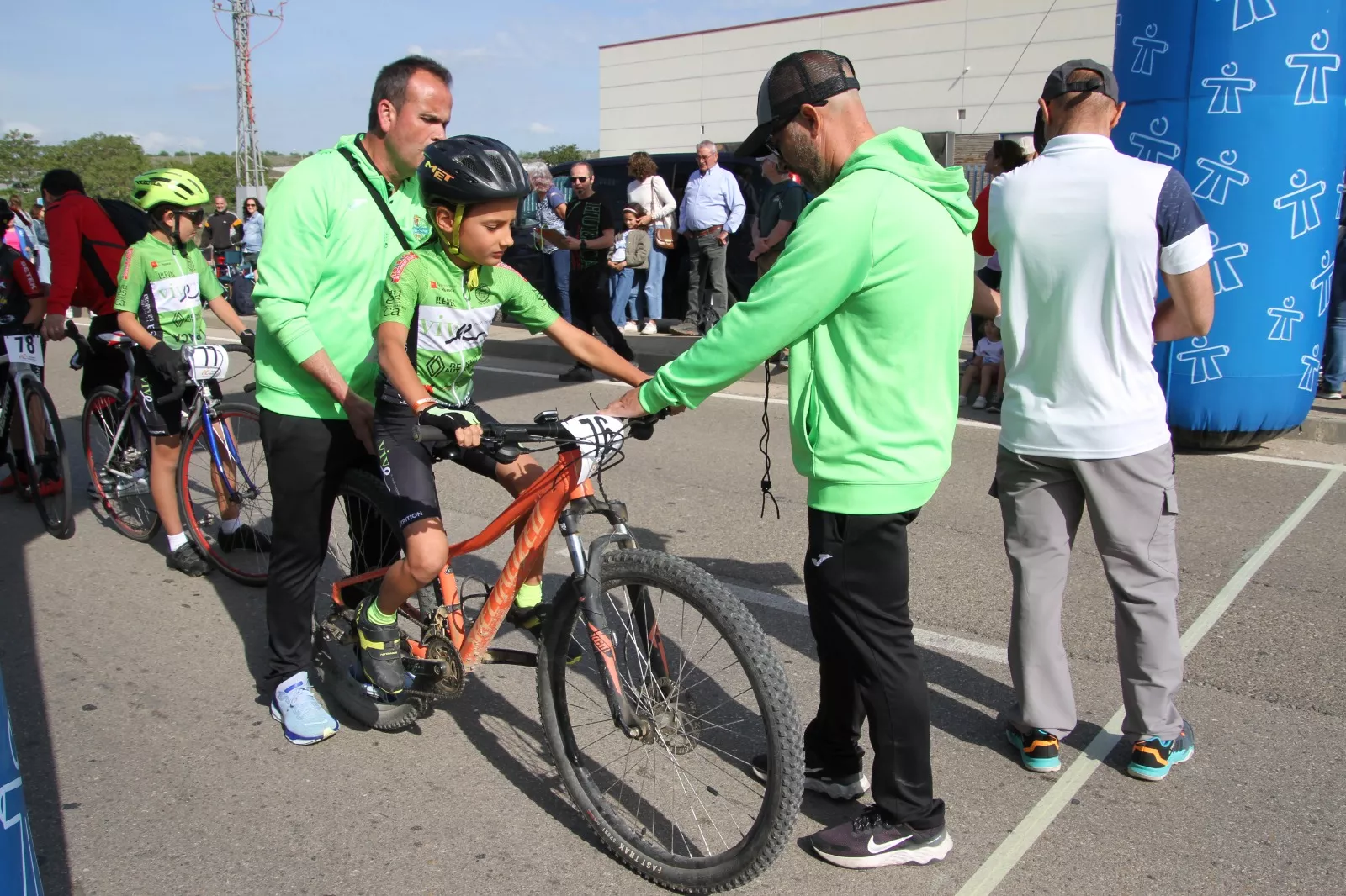 aTrofeo San Jorge ciclismo Cadete y Escuelas. Fotos: Carlos Neofatobf64366 578a 4517 a1b4 b04deb049272