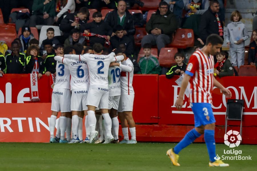 Una piña perfecta en la celebración del gol de Sielva