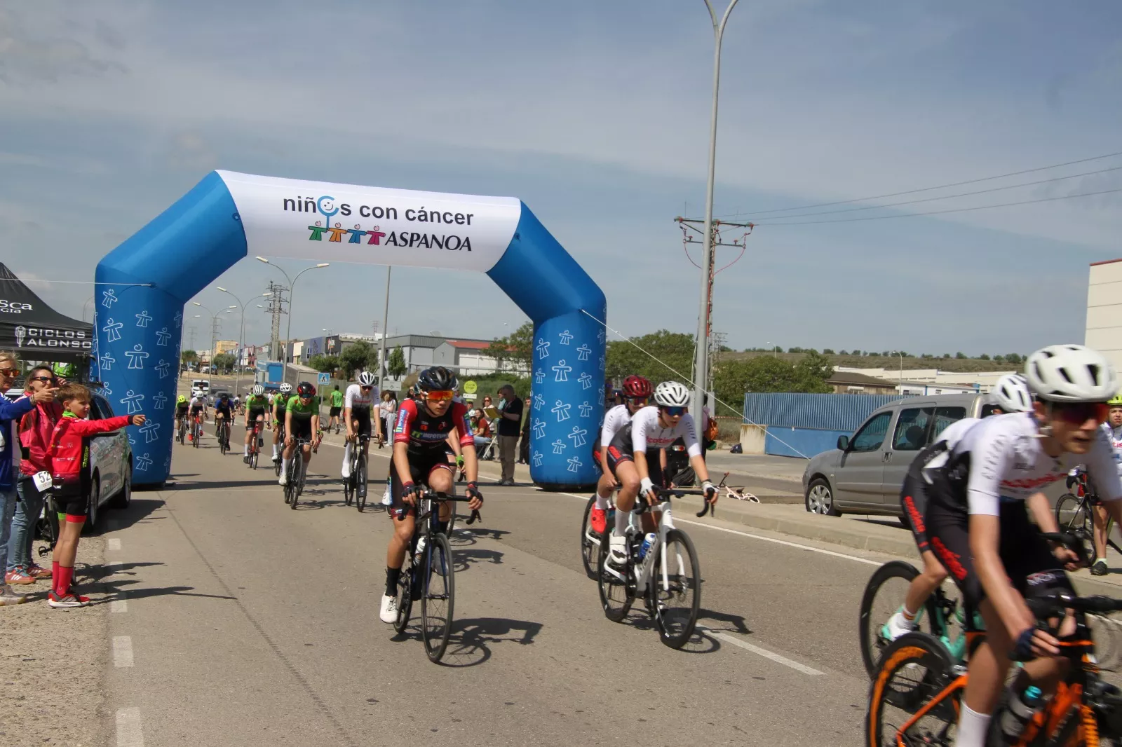 Trofeo San Jorge ciclismo Cadete y Escuelas. Fotos: Carlos Neofatoe958bb5e 0944 4a81 a90d ad8fd900a1d2