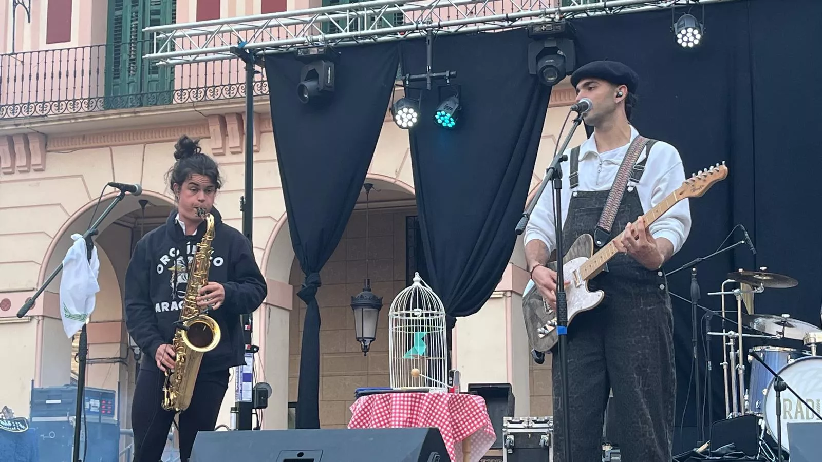 Actuación de Radices en San Jorge dentro del programa  “Luenga de Fumo”. Foto Mercedes Manterola