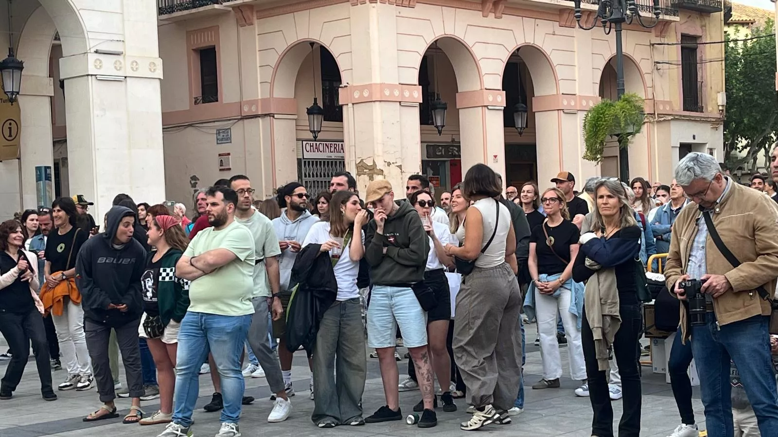 Actuación de Radices en San Jorge dentro del programa  “Luenga de Fumo”. Foto Mercedes Manterola