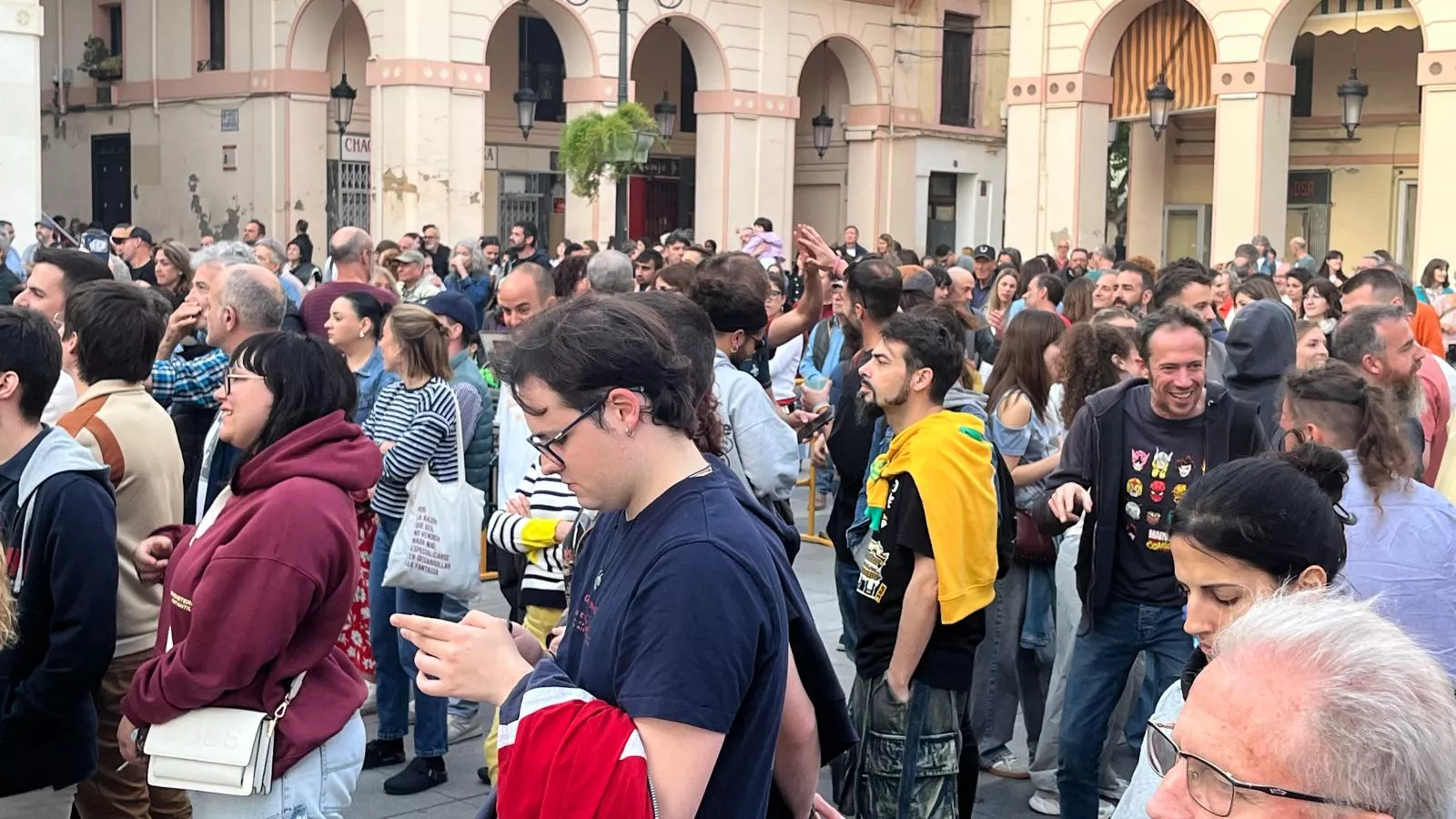 Actuación de Radices en San Jorge dentro del programa  “Luenga de Fumo”. Foto Mercedes Manterola