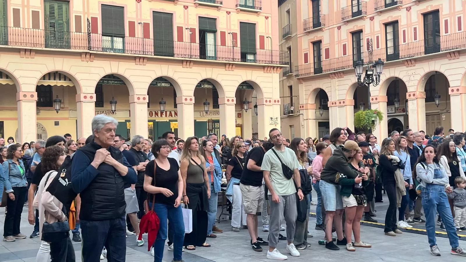 Actuación de Radices en San Jorge dentro del programa  “Luenga de Fumo”. Foto Mercedes Manterola