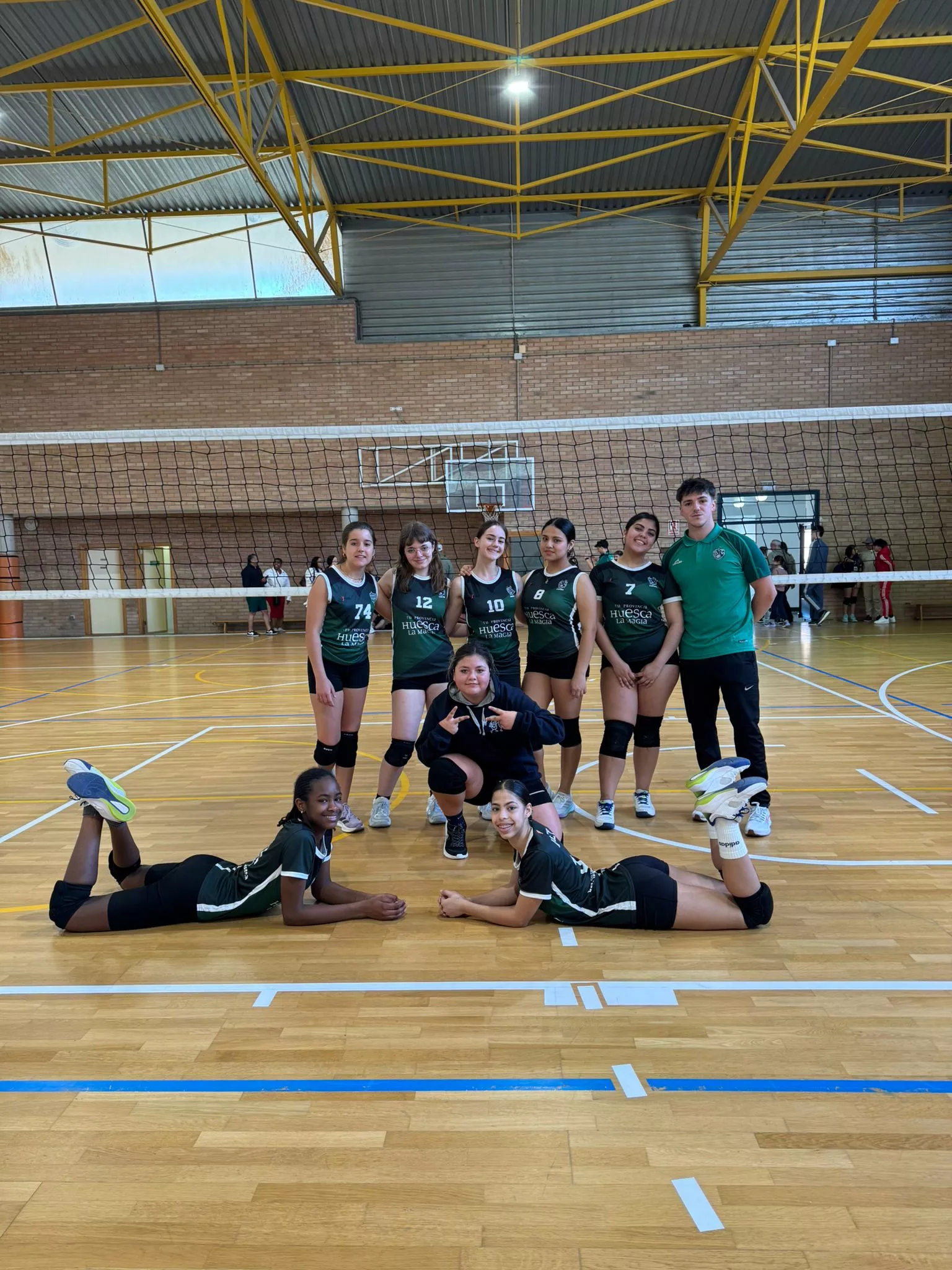 Equipo Cadete Negro del CV Huesca.