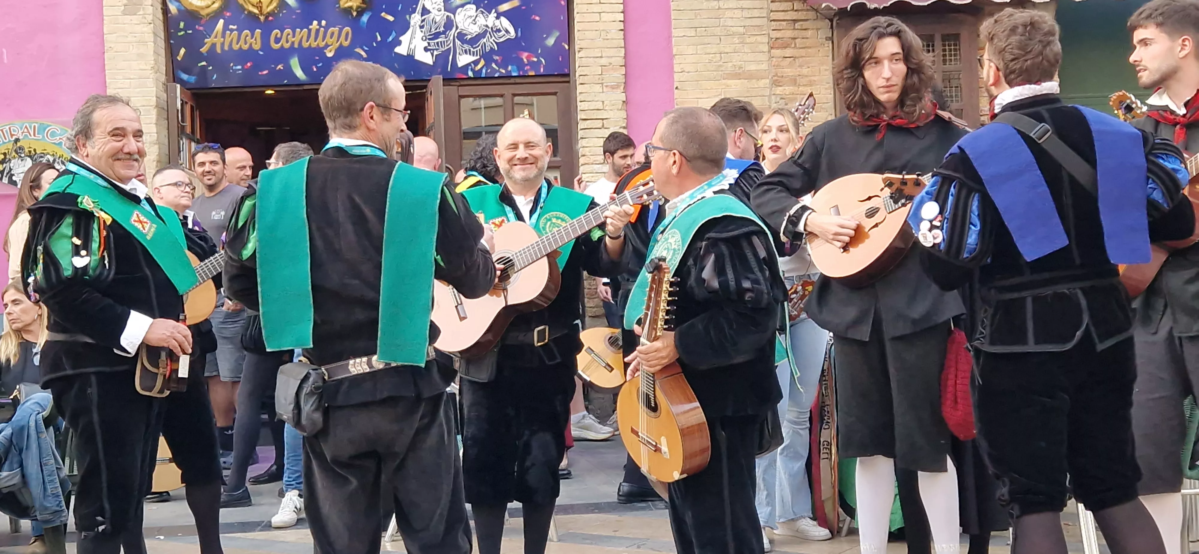  IV Encuentro de Tunas de Aragón en Huesca. Foto Myriam Martínez