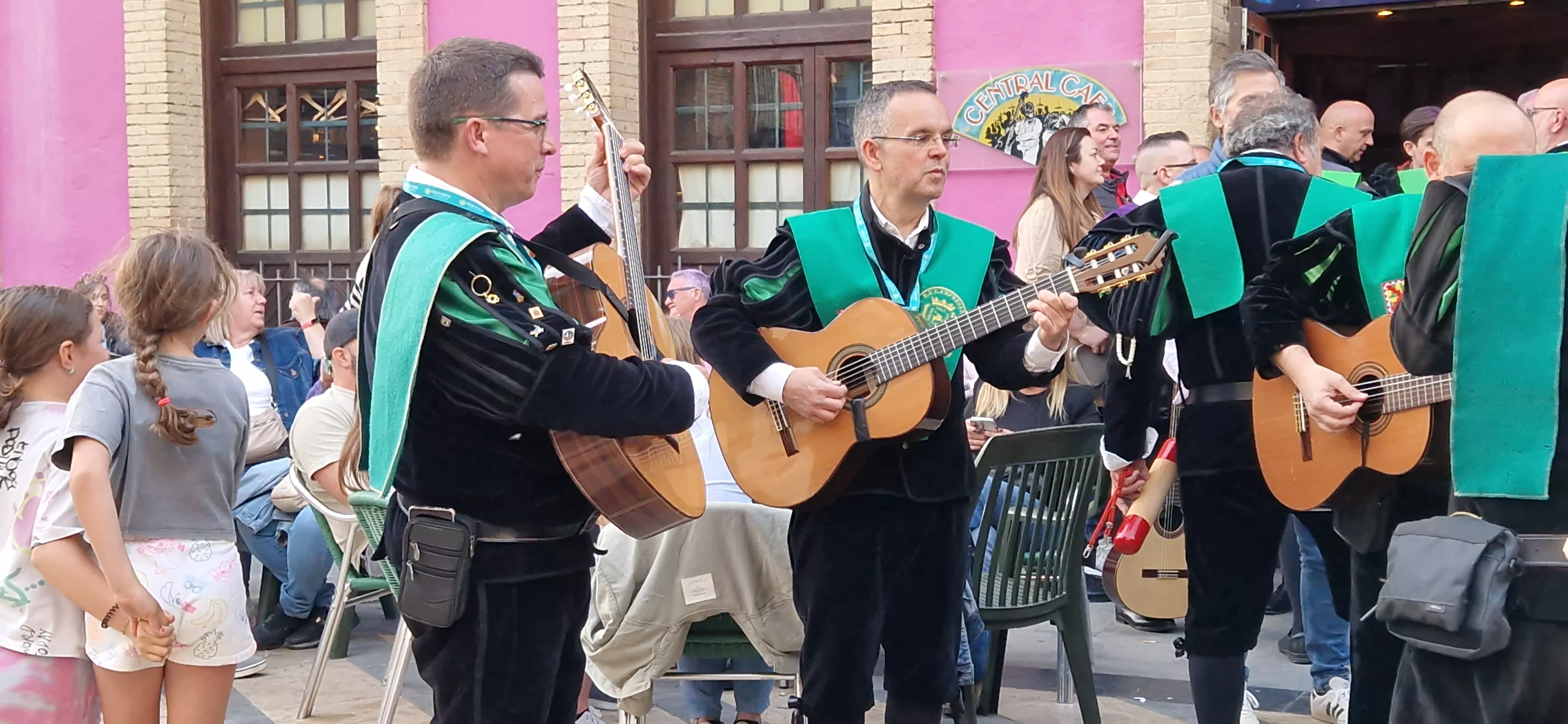  IV Encuentro de Tunas de Aragón en Huesca. Foto Myriam Martínez