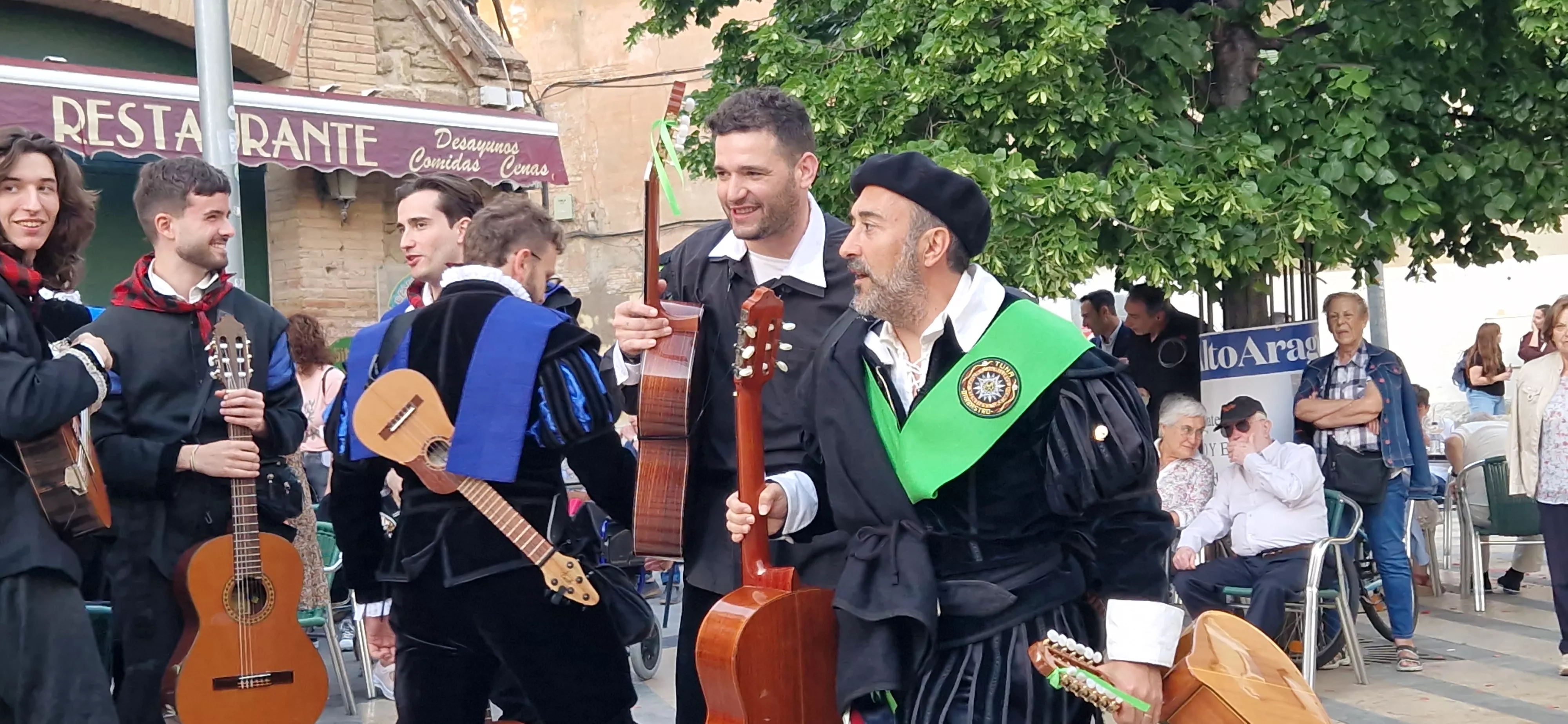  IV Encuentro de Tunas de Aragón en Huesca. Foto Myriam Martínez