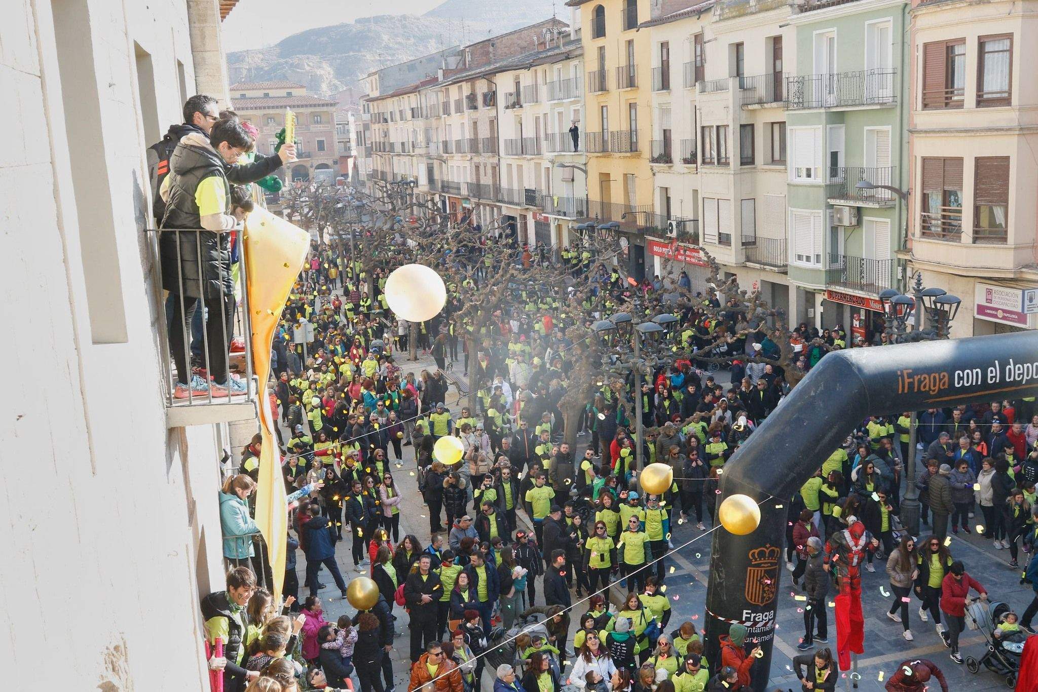 Imágenes de la X Carrera por la vida celebrada en Fraga. Foto AECC Bajo Cinca 