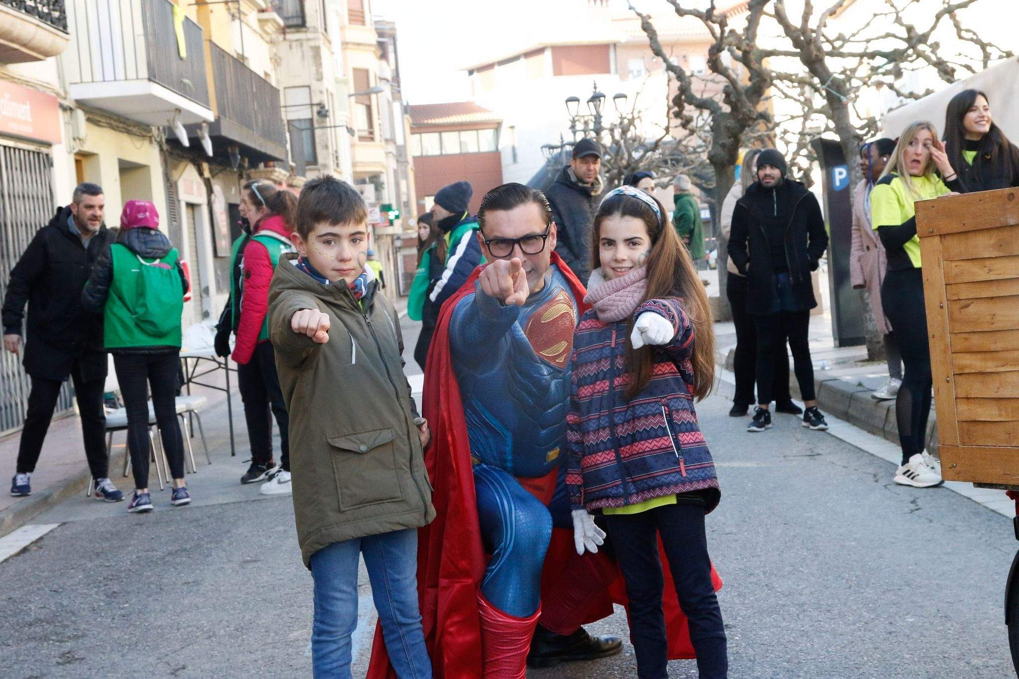 Imágenes de la X Carrera por la vida celebrada en Fraga. Foto AECC Bajo Cinca 