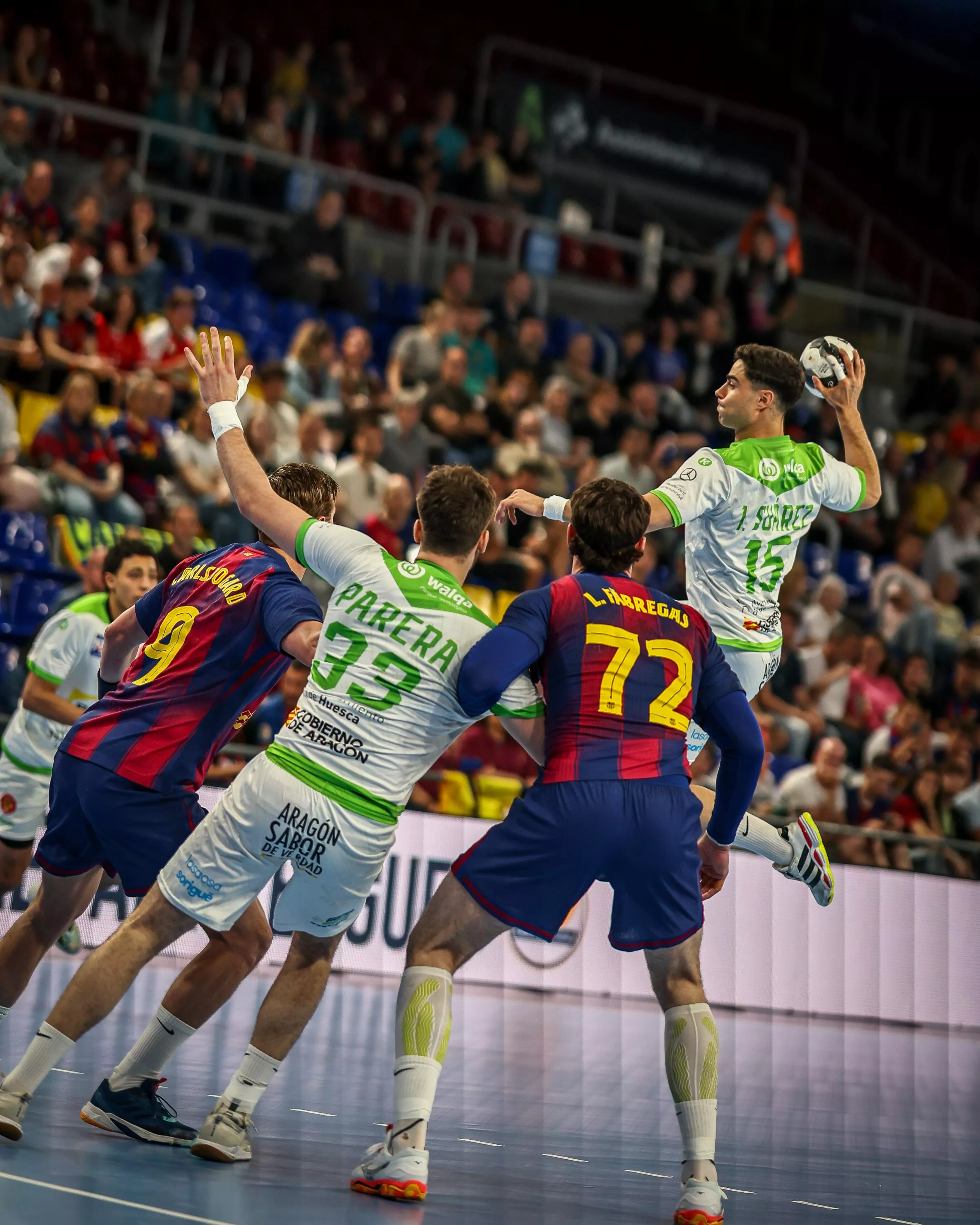 Ignacio Suárez en ataque. Los de Nolasco han dado una buena imagen