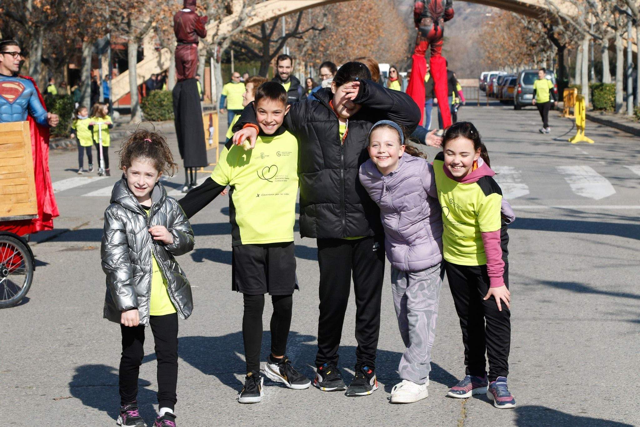 Imágenes de la X Carrera por la vida celebrada en Fraga. Foto AECC Bajo Cinca 