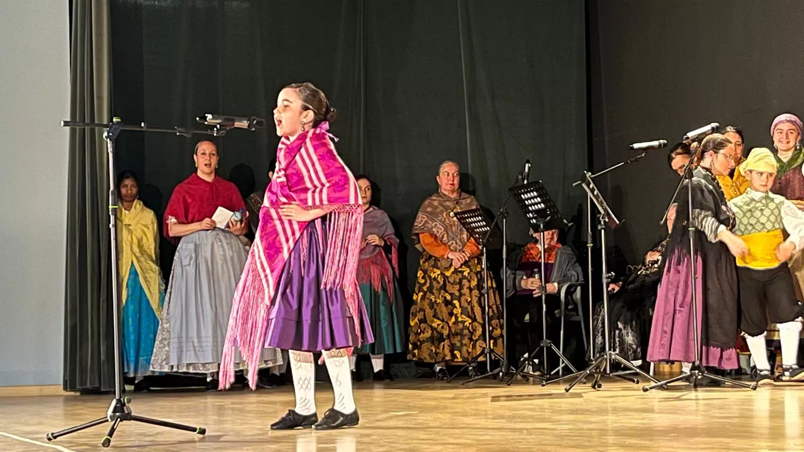 Festival San Jorge de la Escuela de Folklore y Música de Huesca
