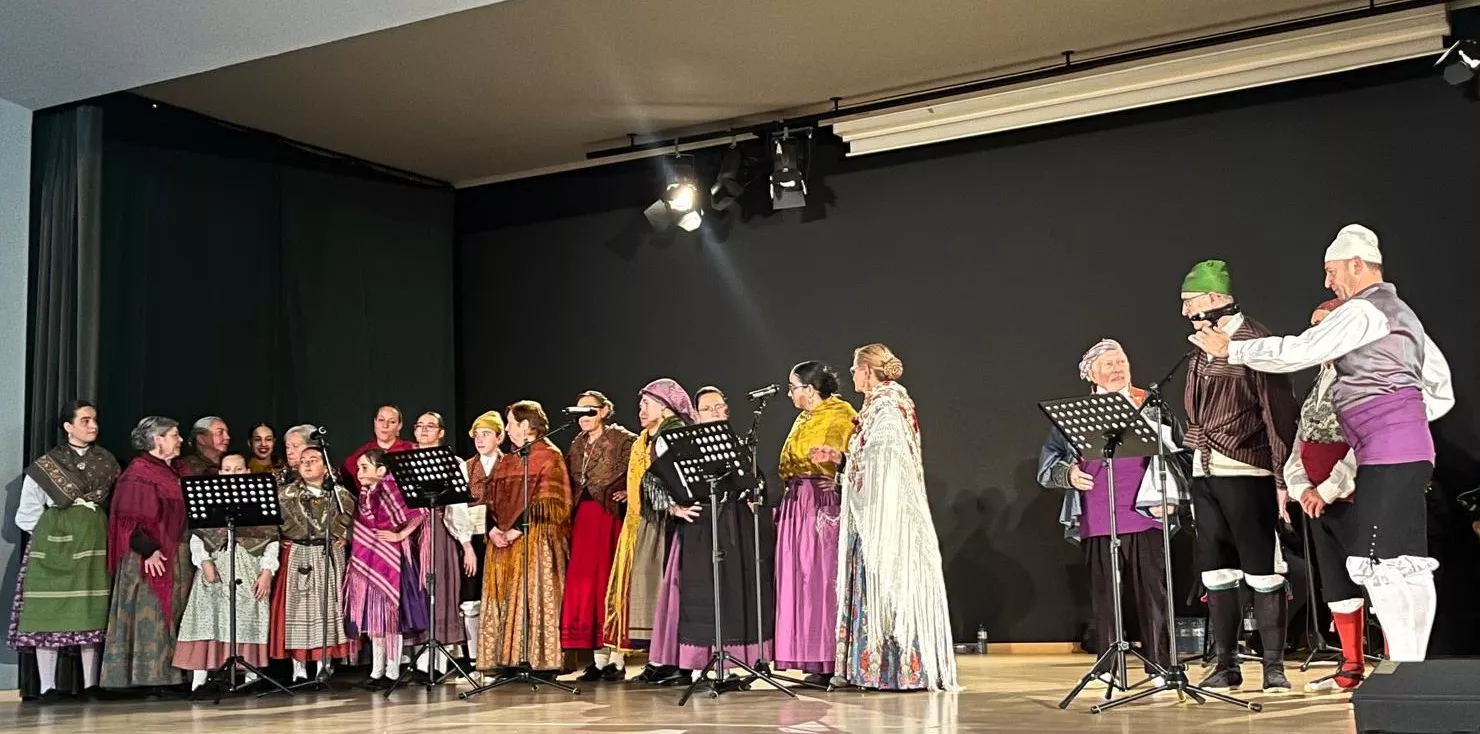 Festival San Jorge de la Escuela de Folklore y Música de Huesca