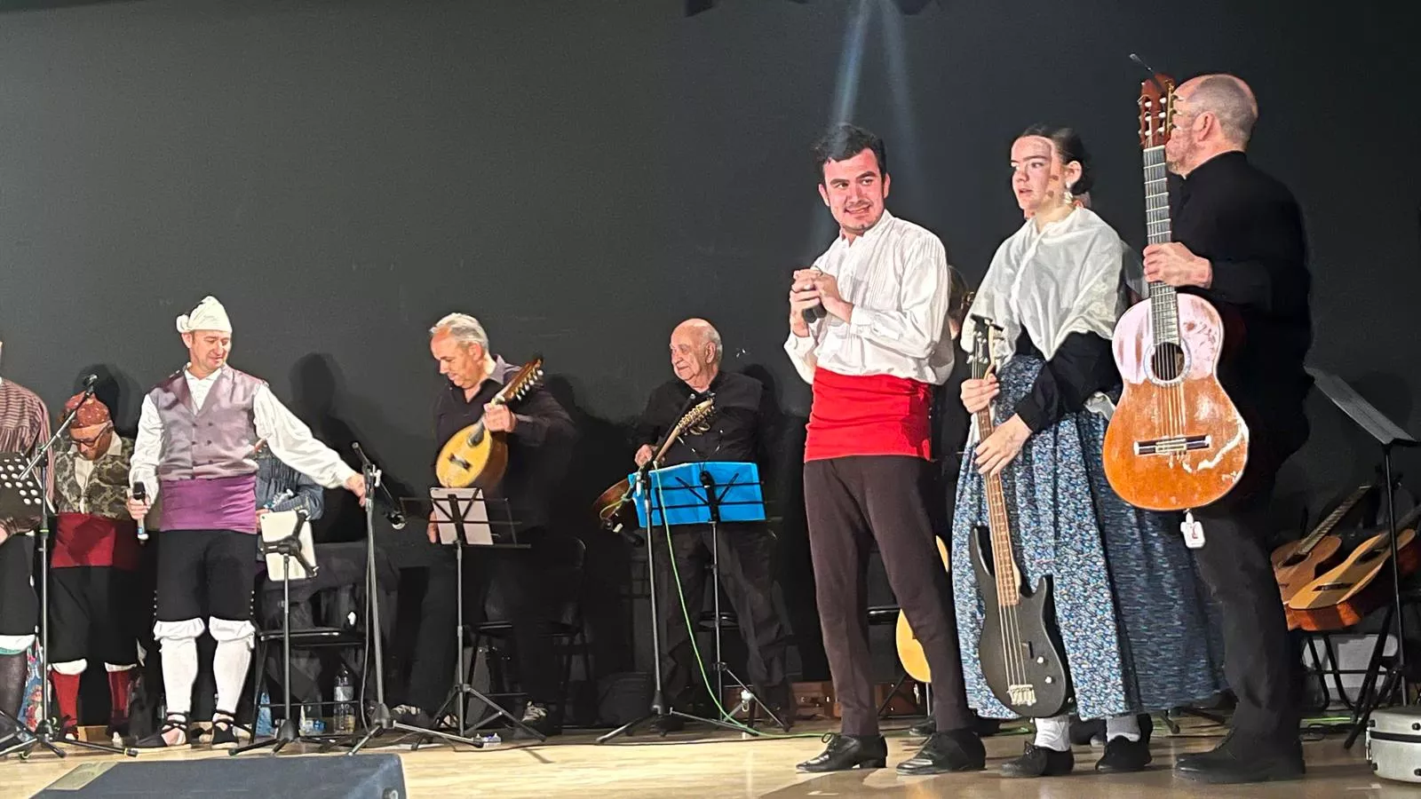 Festival San Jorge de la Escuela de Folklore y Música de Huesca