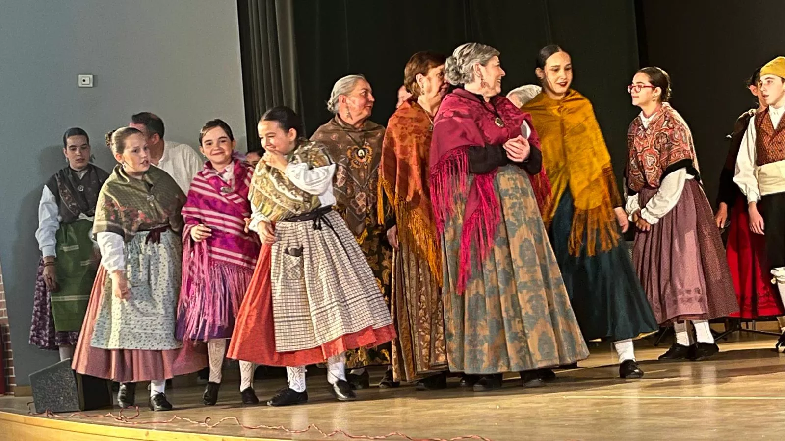 Festival San Jorge de la Escuela de Folklore y Música de Huesca