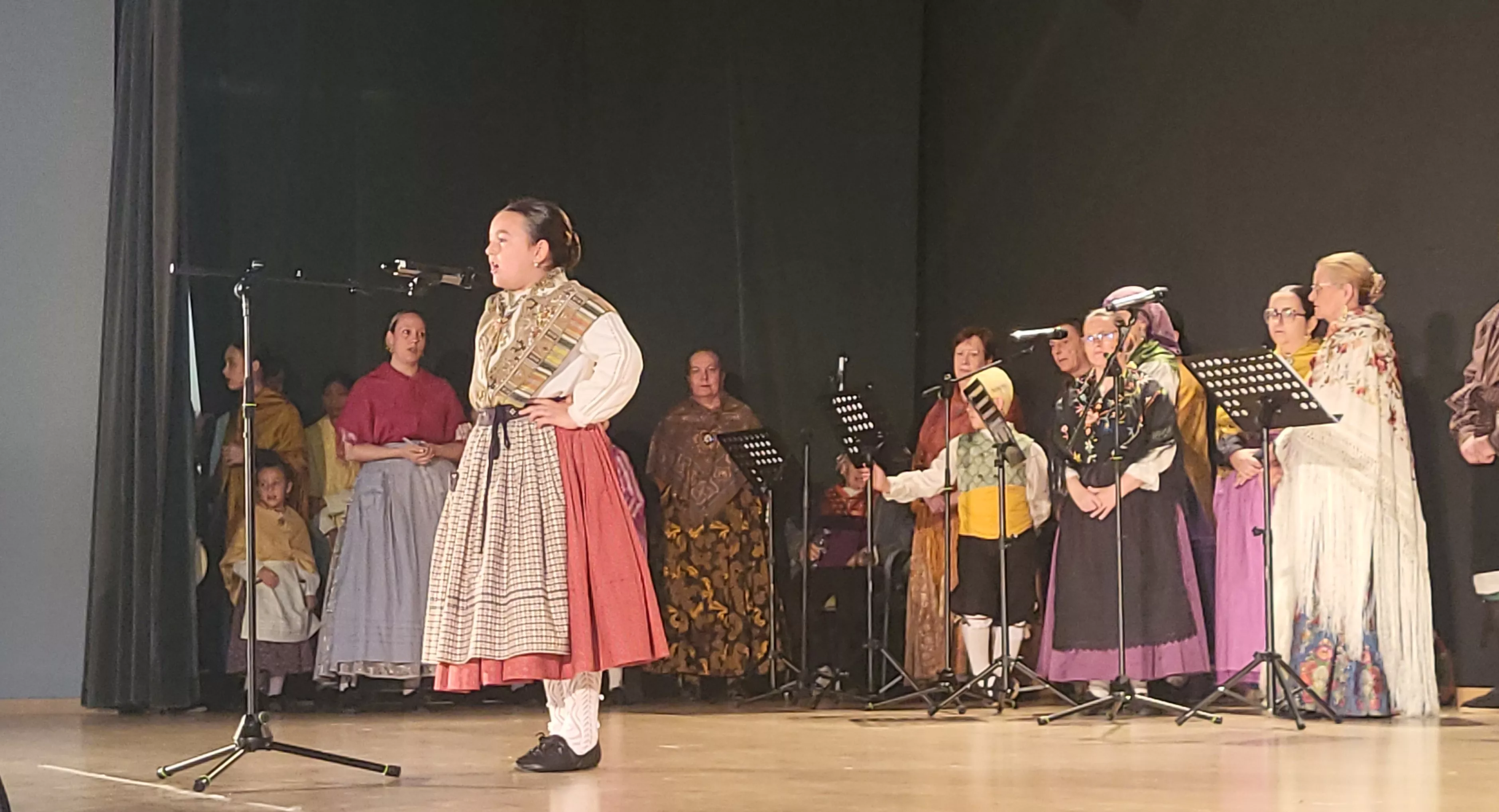 Festival San Jorge de la Escuela de Folklore y Música de Huesca
