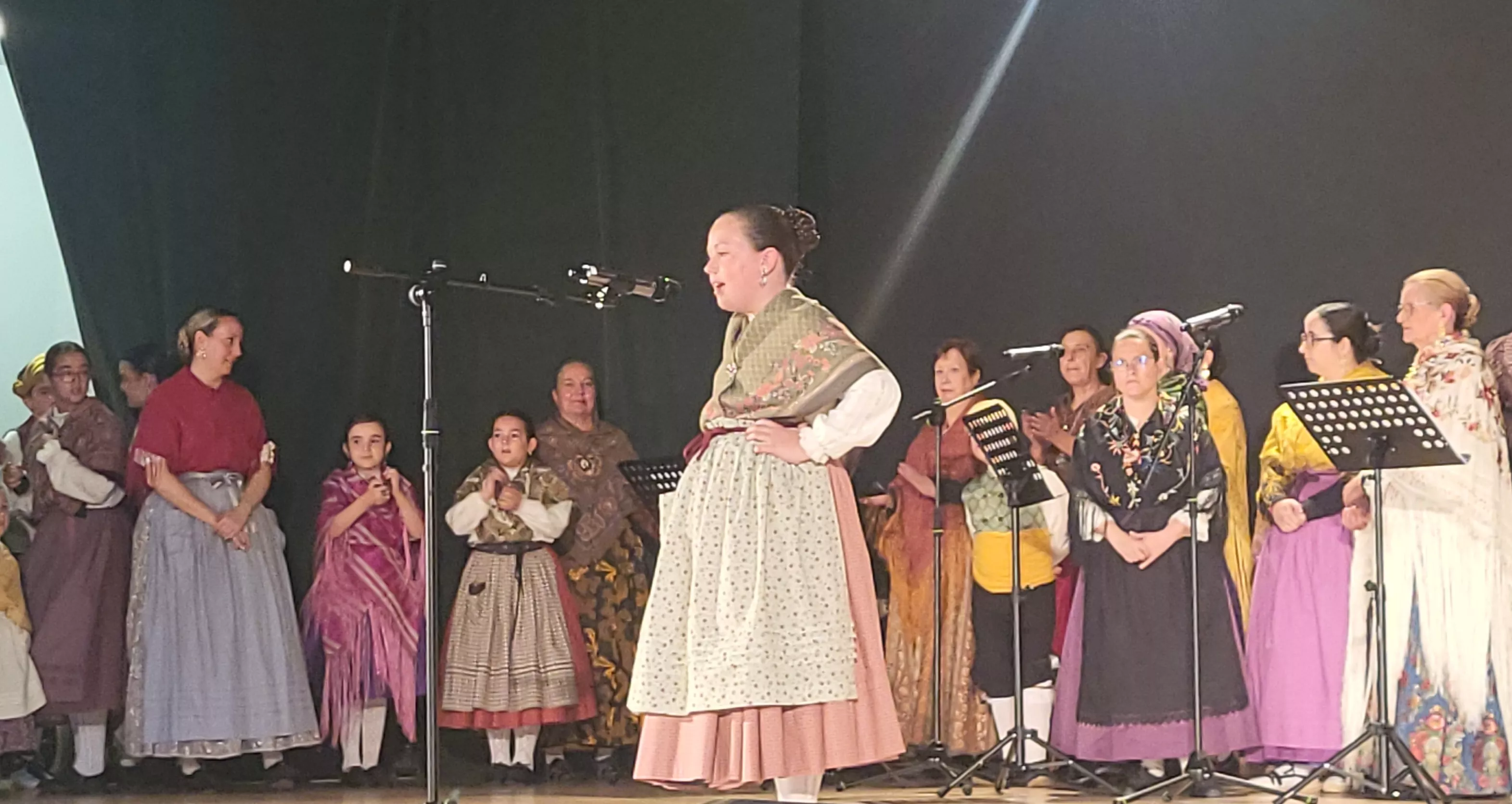 Festival San Jorge de la Escuela de Folklore y Música de Huesca