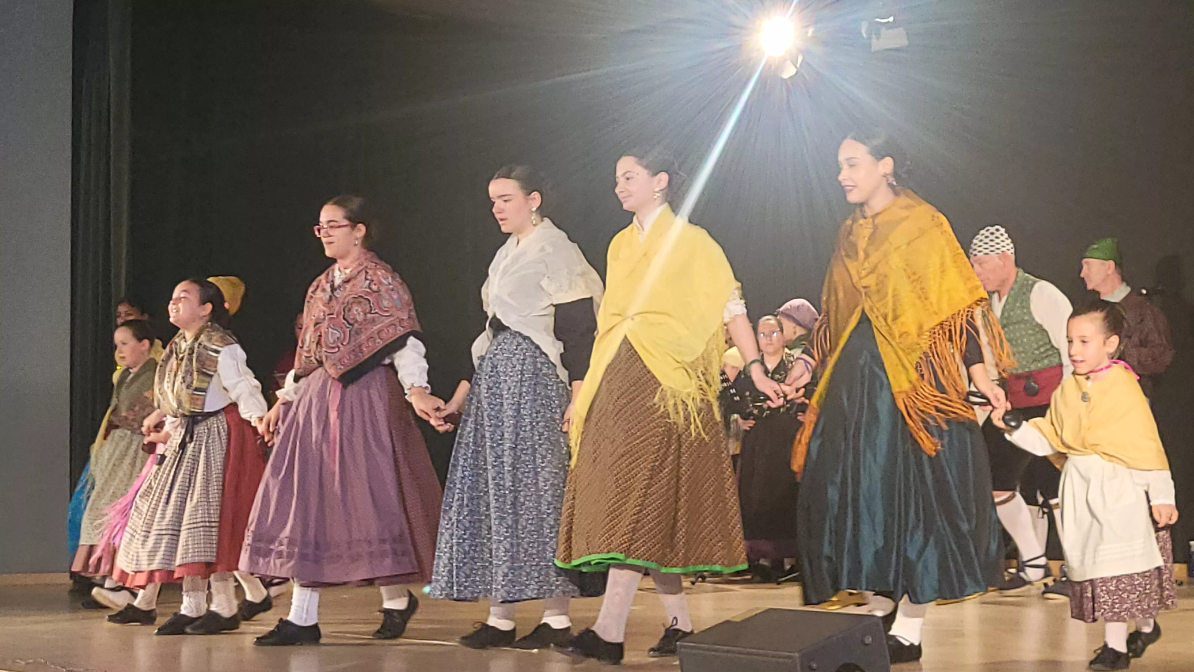 Festival San Jorge de la Escuela de Folklore y Música de Huesca