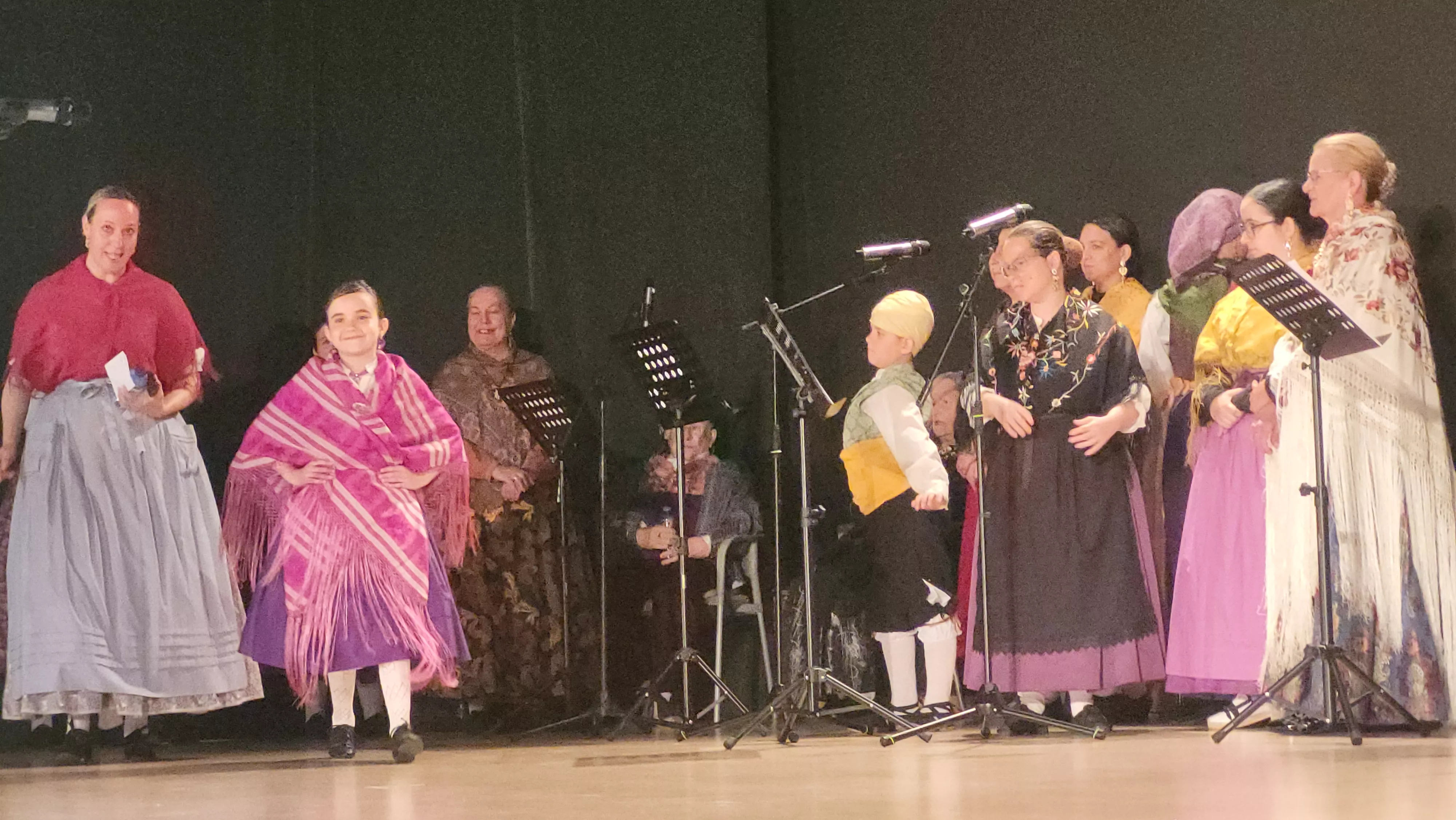 Festival San Jorge de la Escuela de Folklore y Música de Huesca