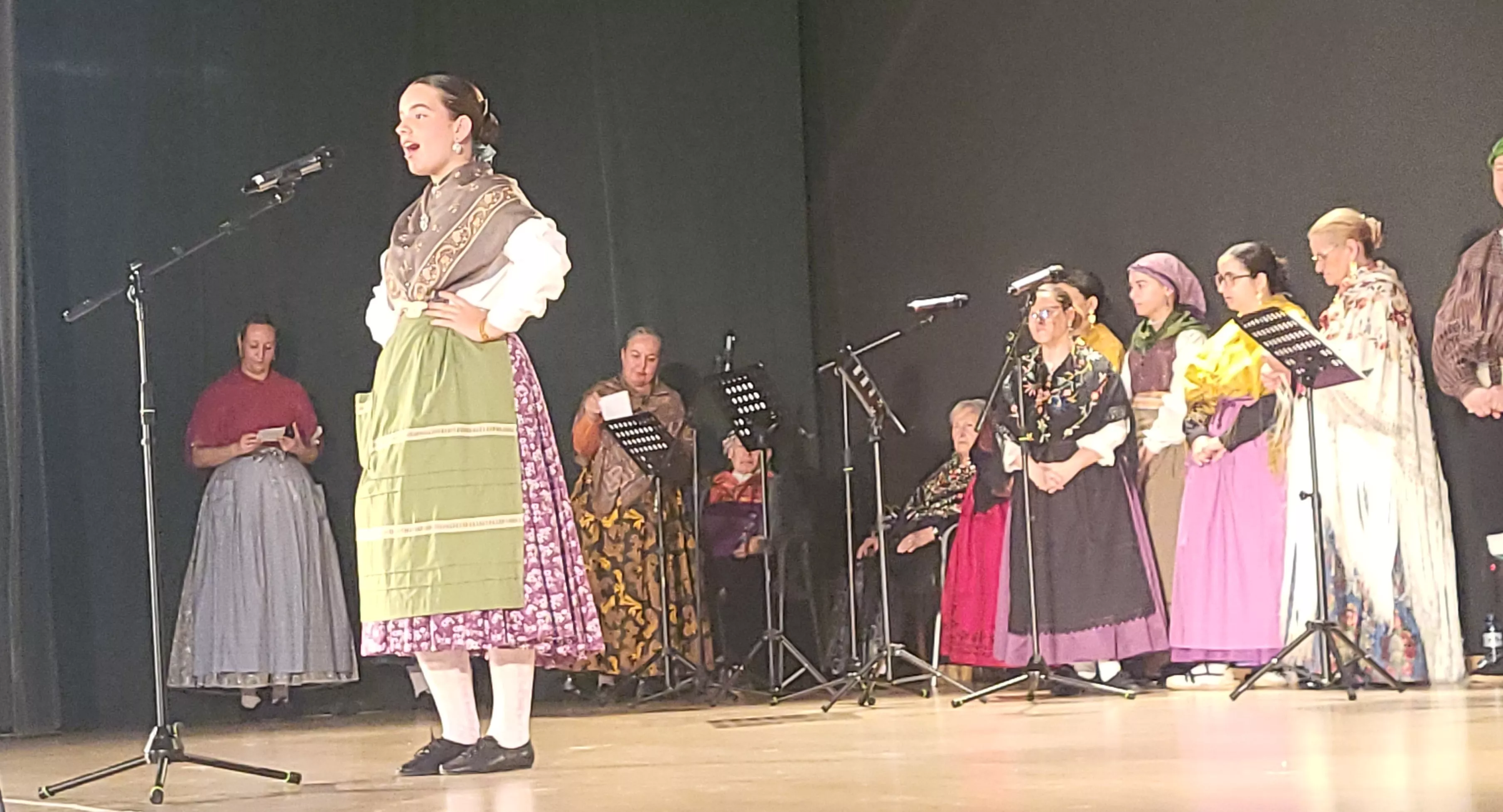 Festival San Jorge de la Escuela de Folklore y Música de Huesca