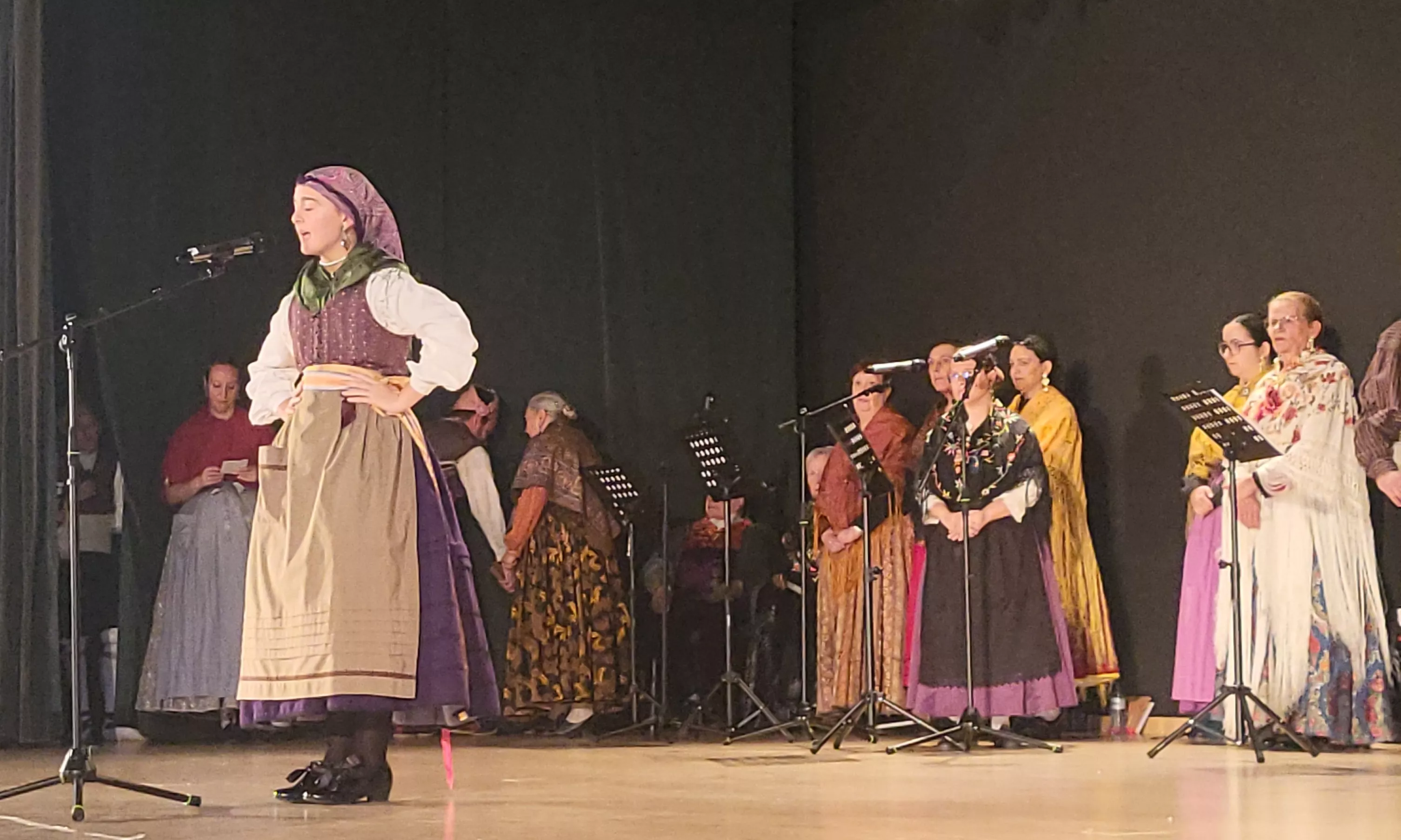 Festival San Jorge de la Escuela de Folklore y Música de Huesca