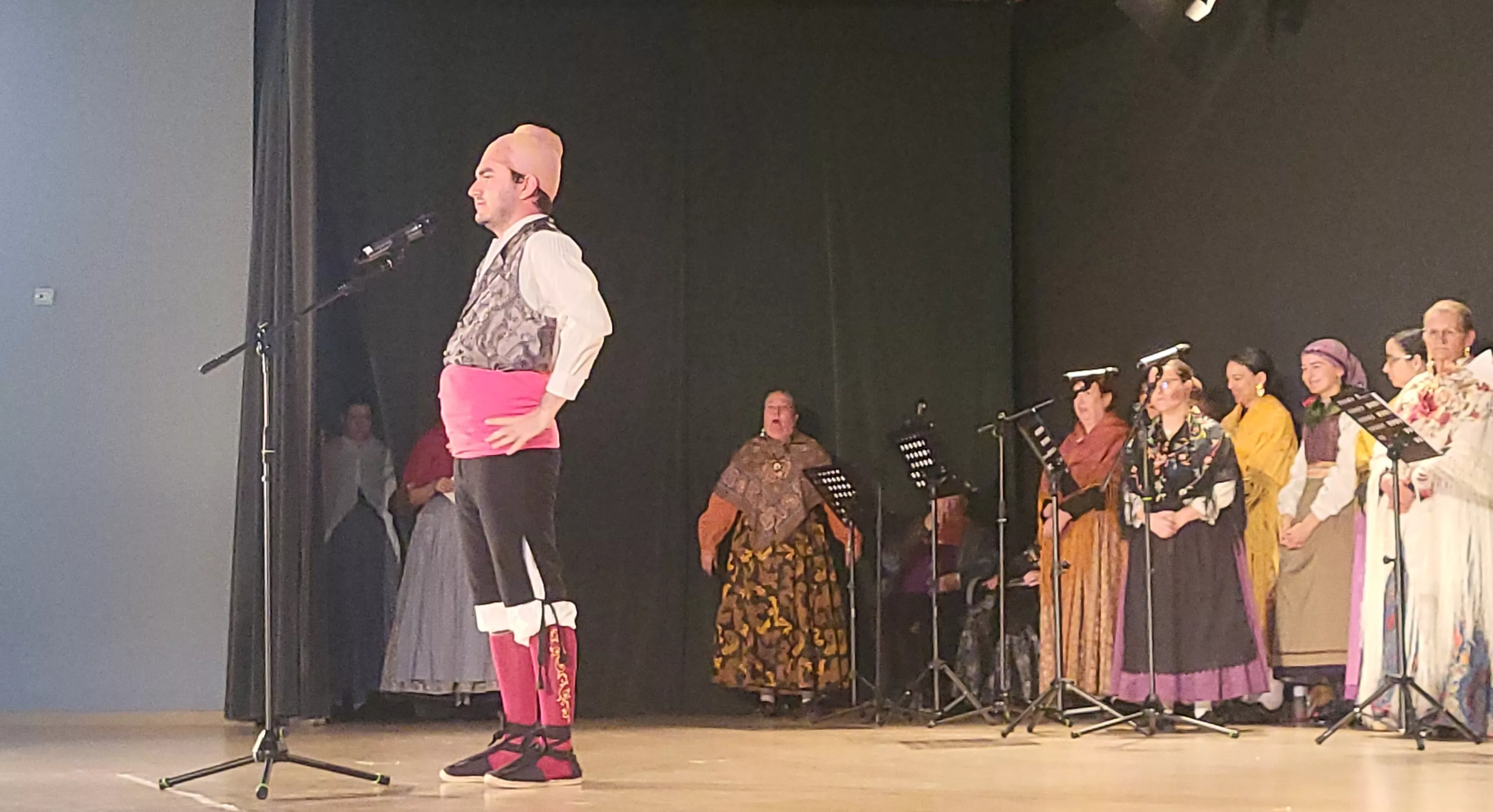 Festival San Jorge de la Escuela de Folklore y Música de Huesca