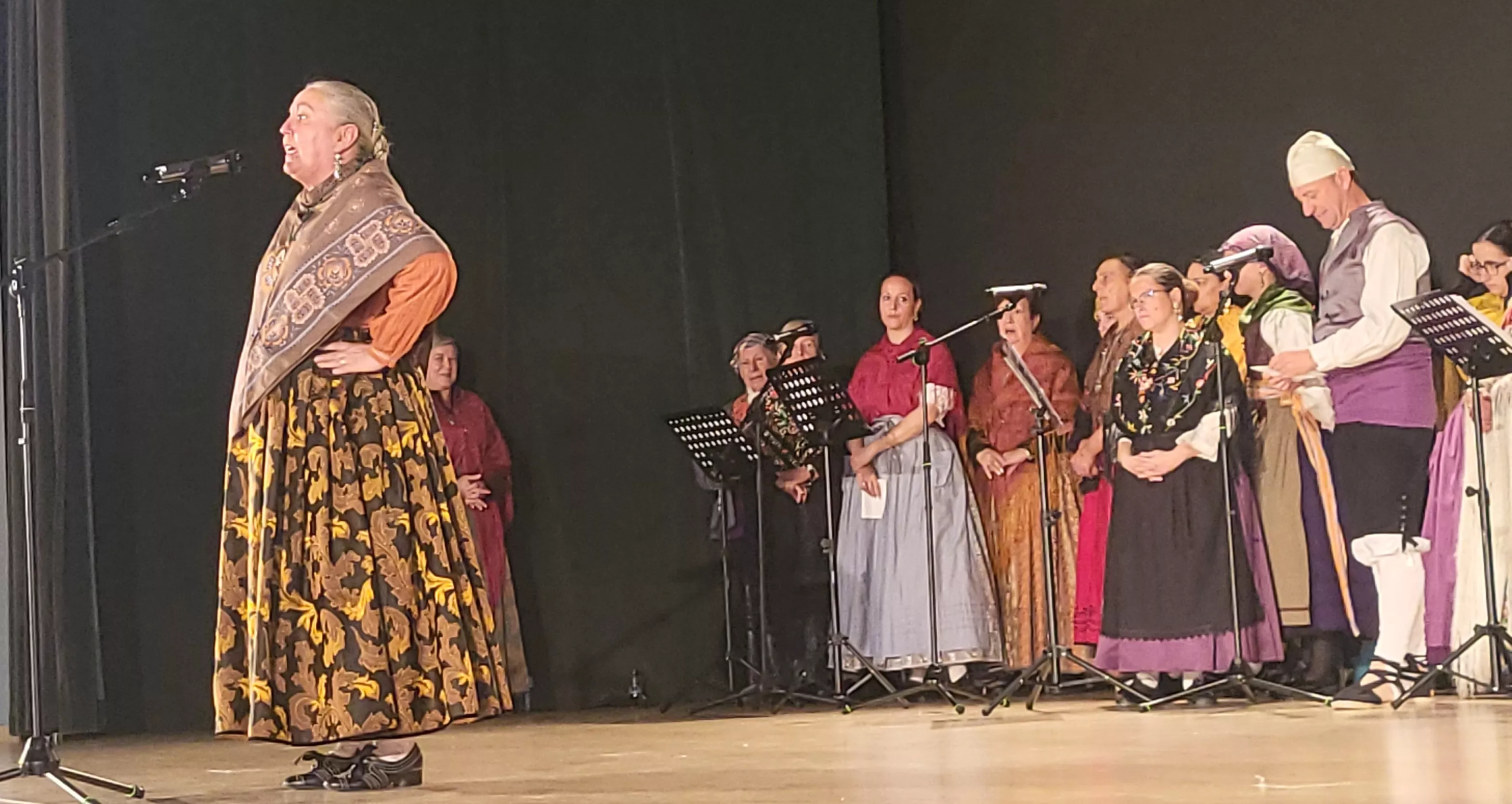 Festival San Jorge de la Escuela de Folklore y Música de Huesca