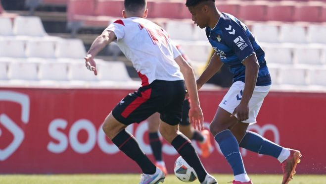 Kevin Carlos en su partido ante el Sevilla Atlético. Foto: Betis Deportivo Kevin Carlos en su partido ante el Sevilla Atlético. Foto: Betis Deportivo