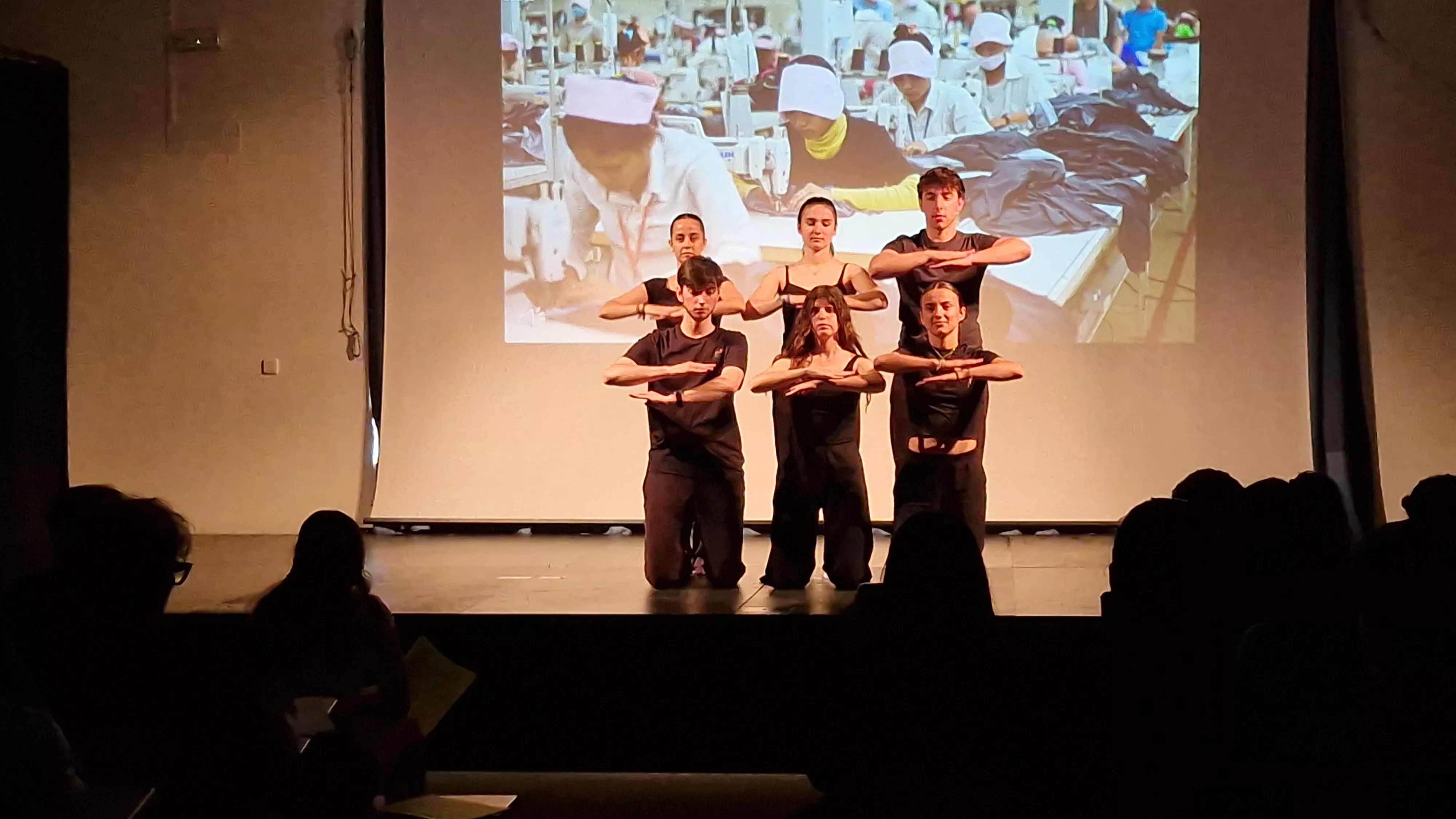 Día de la Danza en la Facultad de Ciencias de la Salud y del Deporte. Foto Myriam Martínez