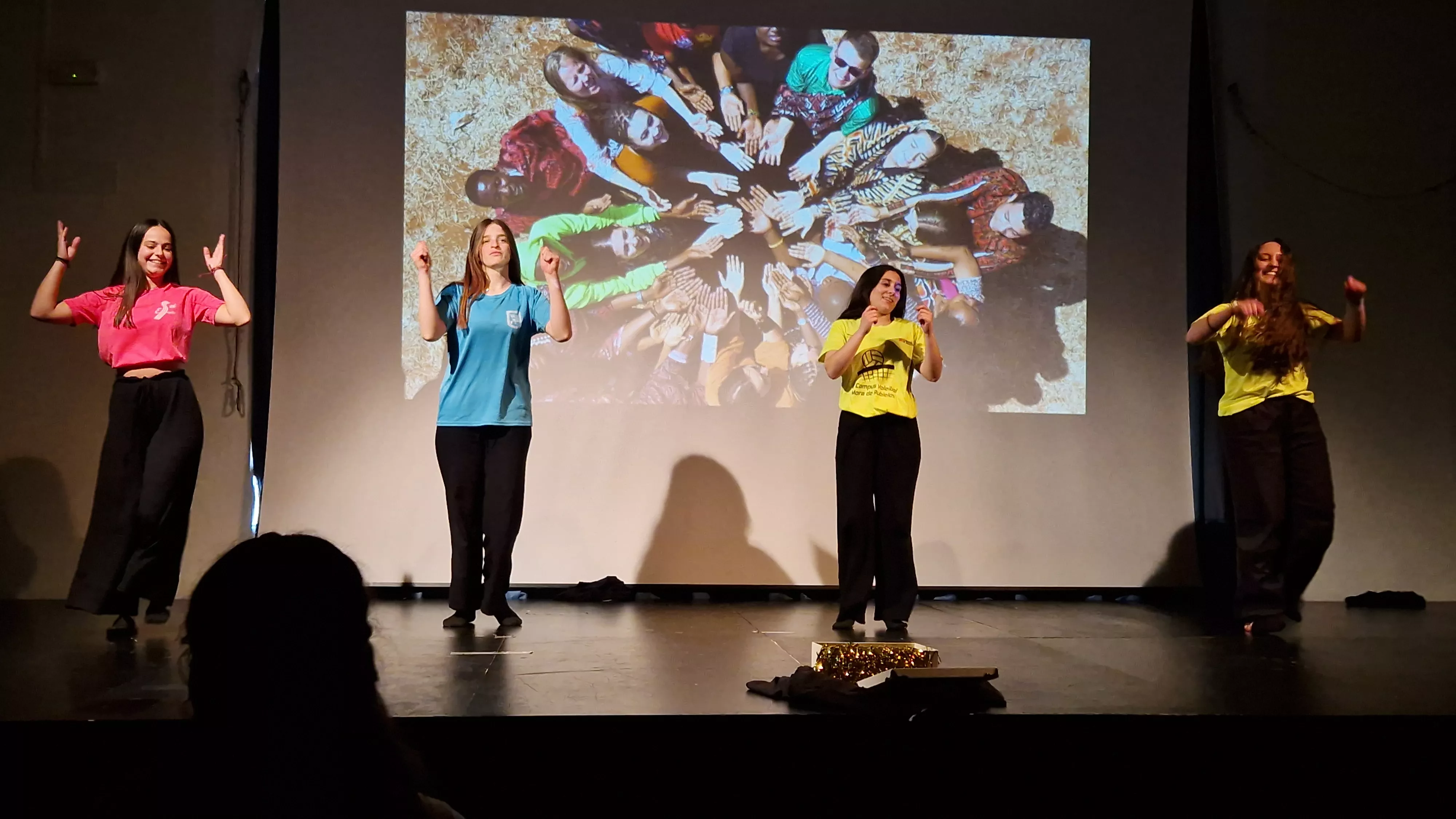 Día de la Danza en la Facultad de Ciencias de la Salud y del Deporte. Foto Myriam Martínez