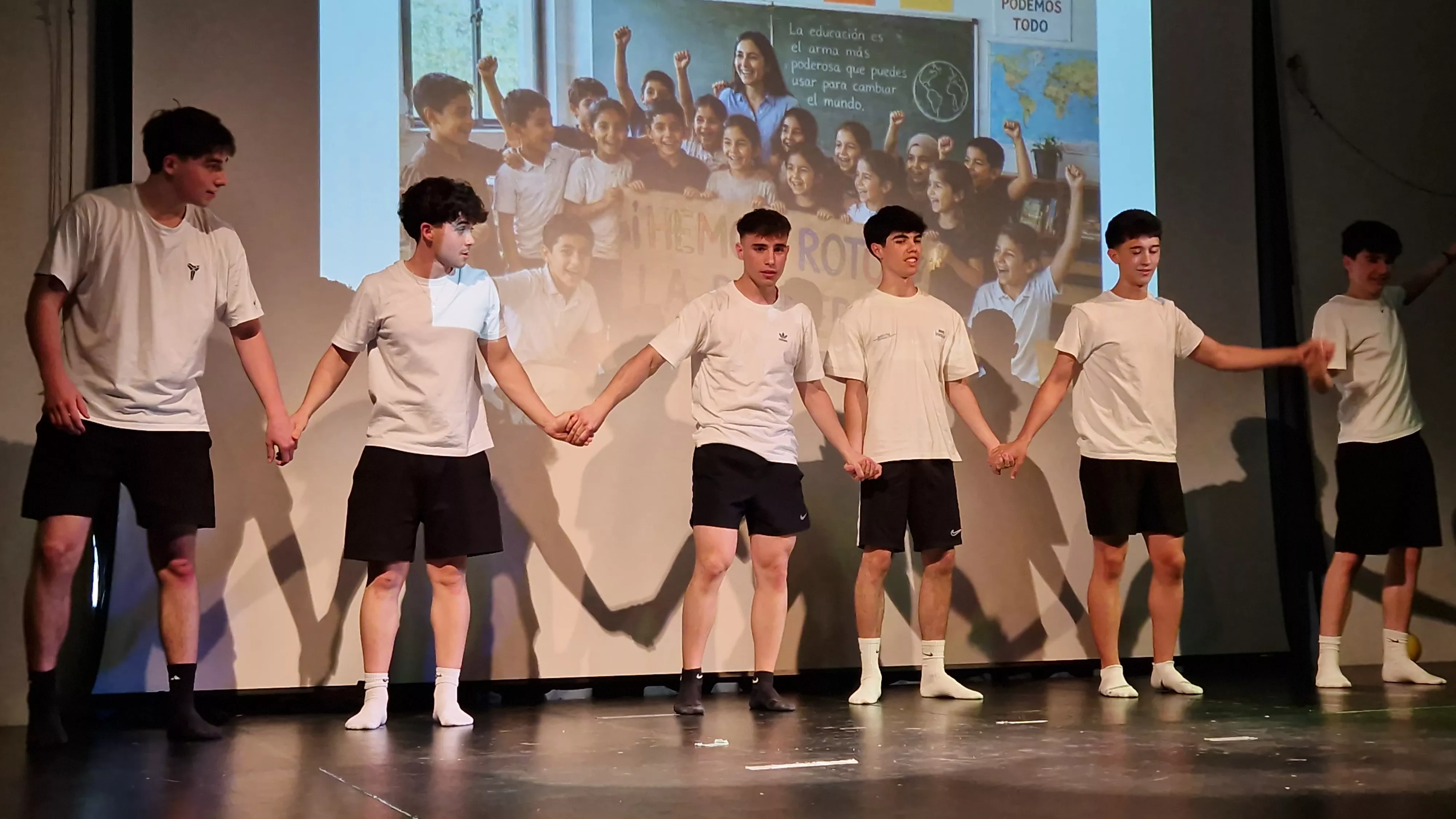 Día de la Danza en la Facultad de Ciencias de la Salud y del Deporte. Foto Myriam Martínez