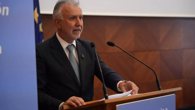 Ángel Víctor Torres.