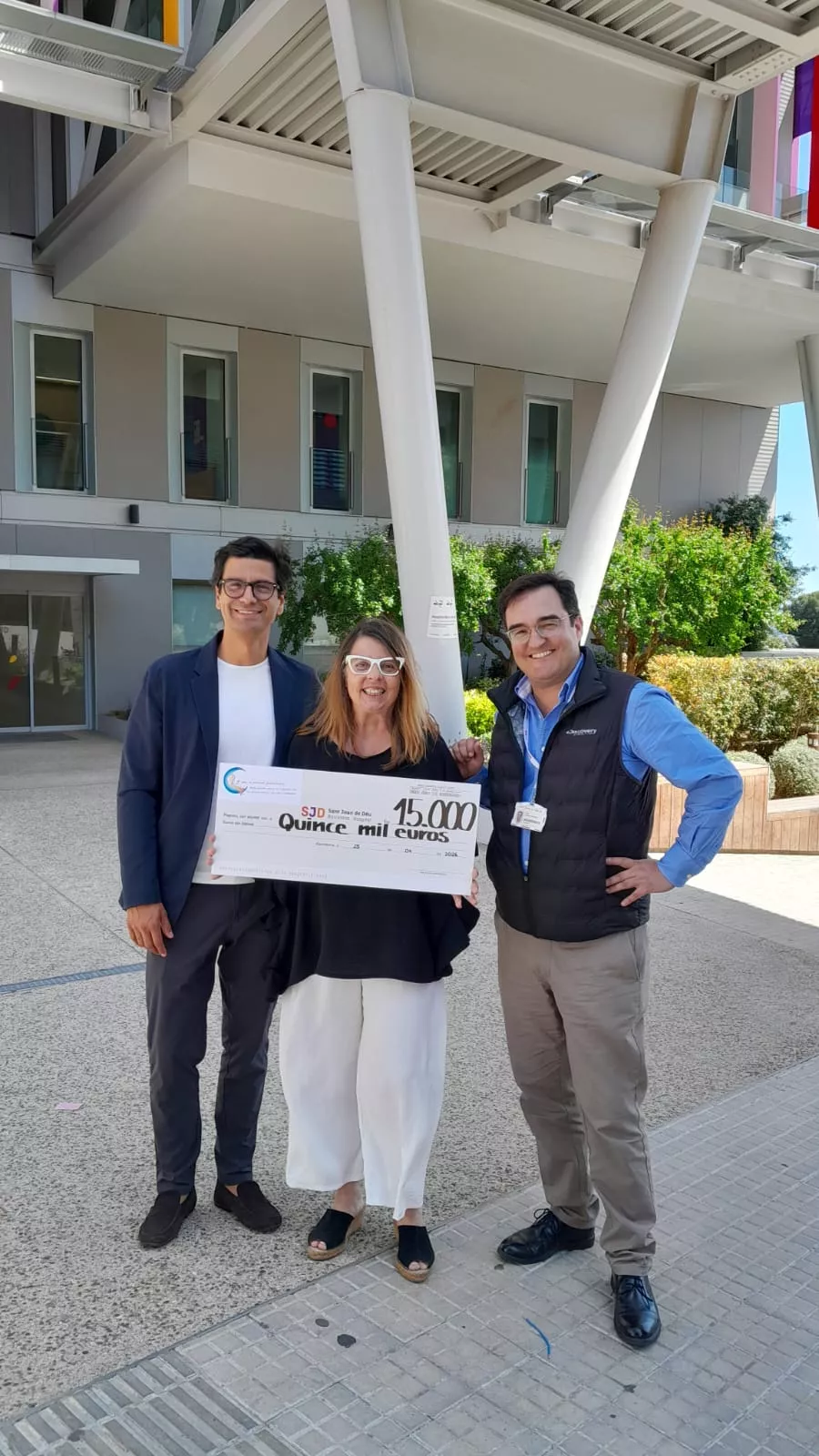 Izas, la princesa guisante financia un nuevo proyecto de investigación sobre cáncer cerebral infantil.